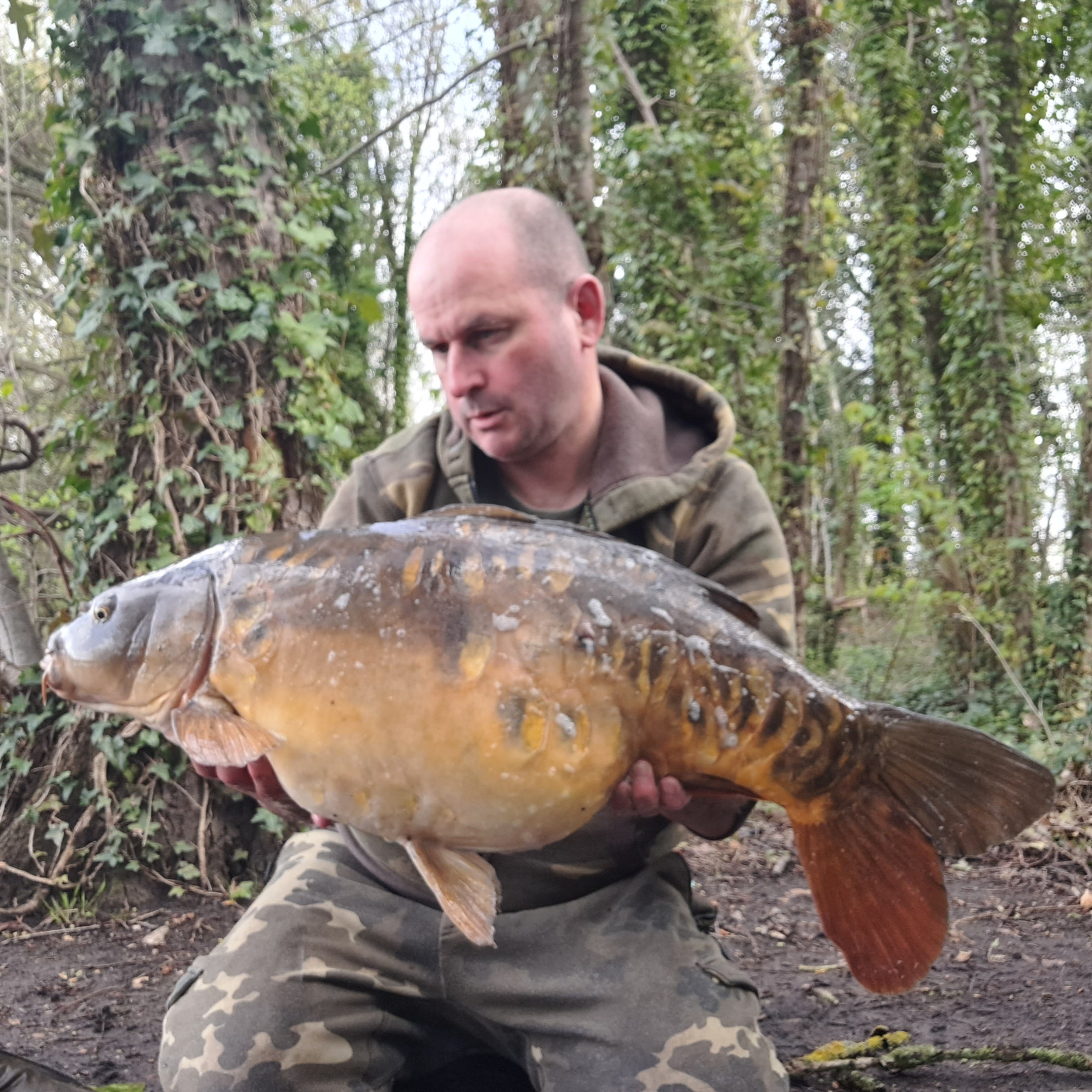 The Noisy Lake 013 / Carp Fishing / E150