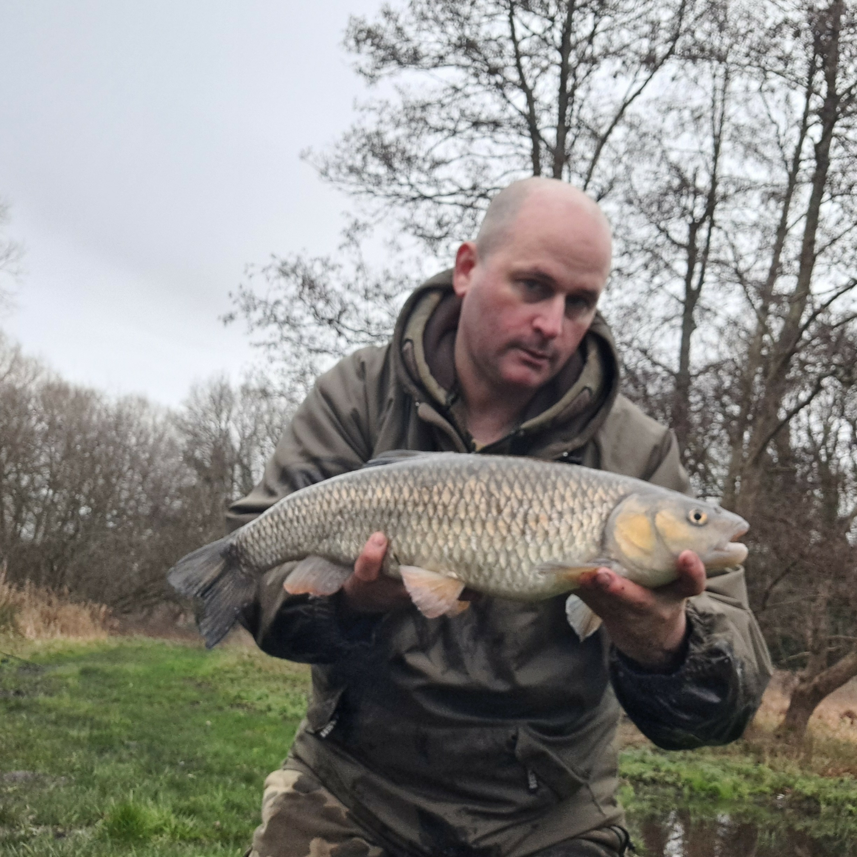 River Gade 003 / Barbel & Chub Fishing / E175