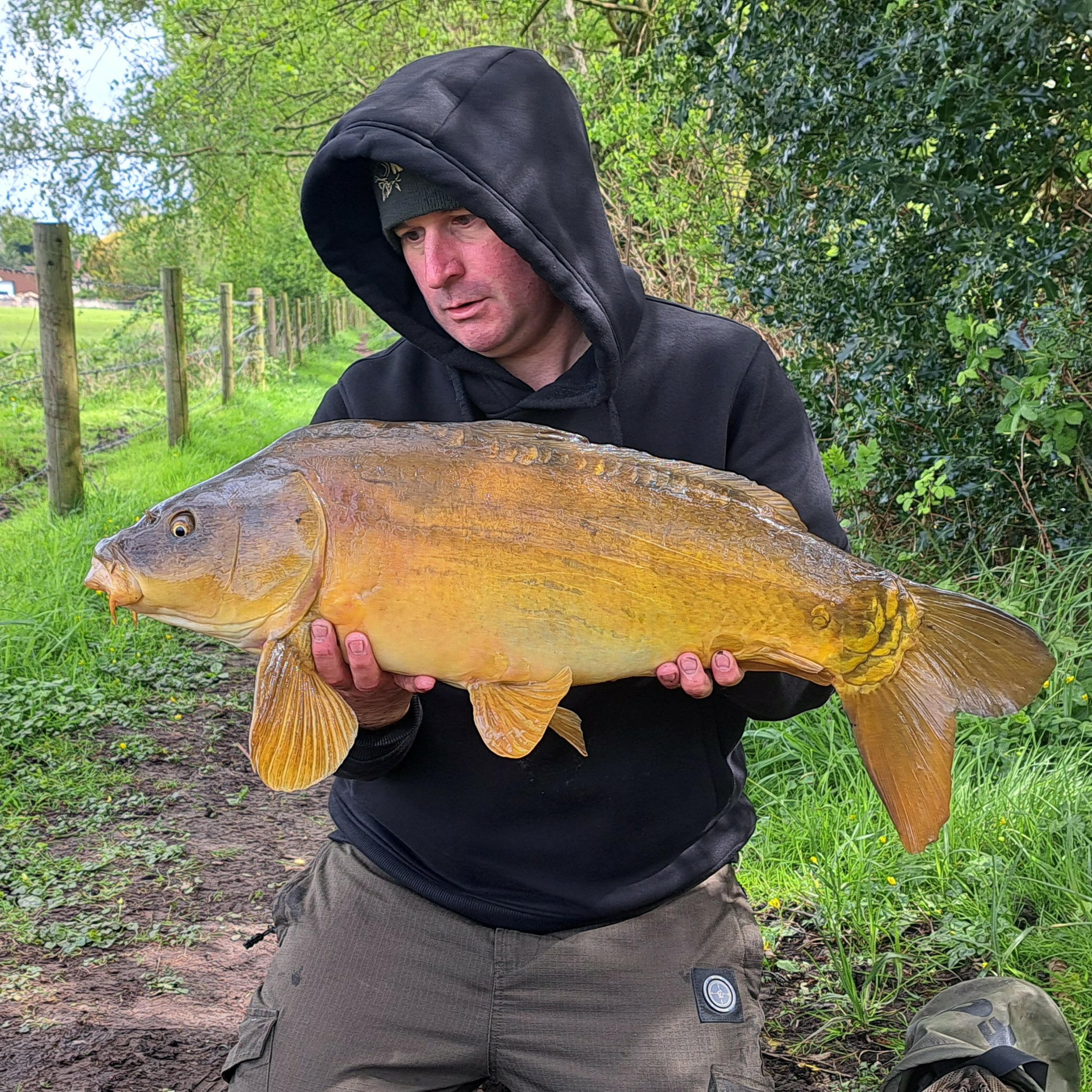 Silty Shallows 007 / Carp Fishing / E192