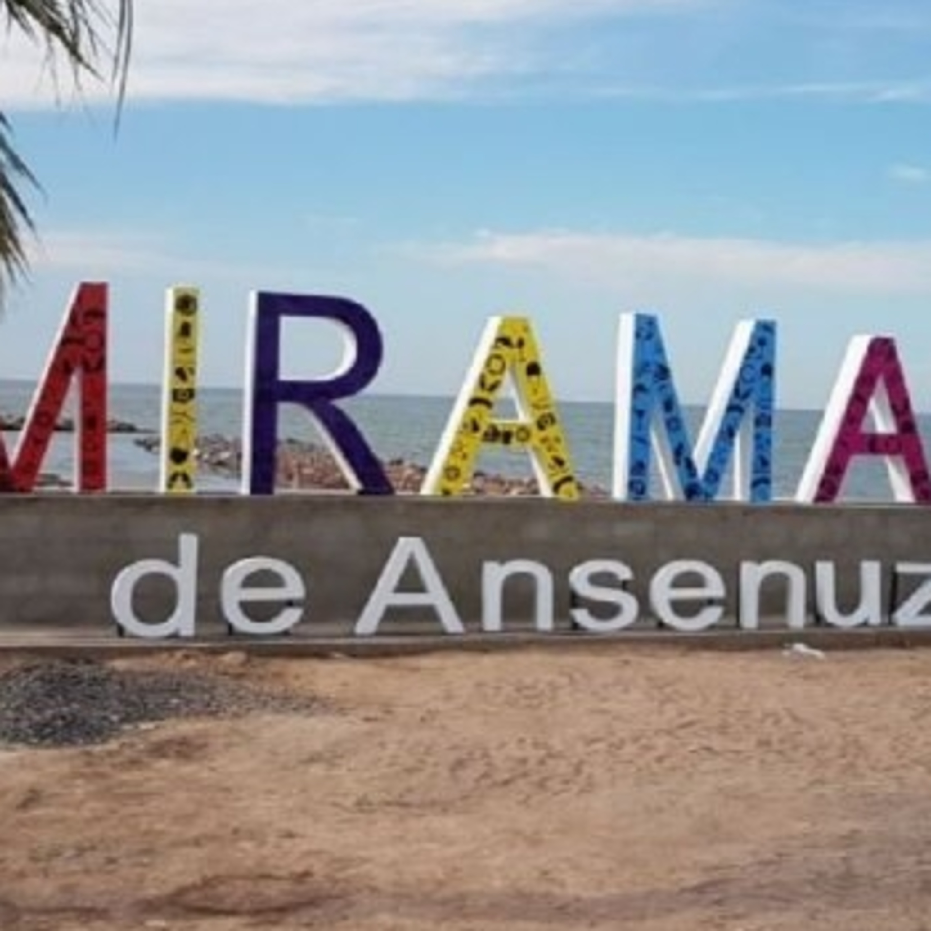 Portada de Al Toque Radio