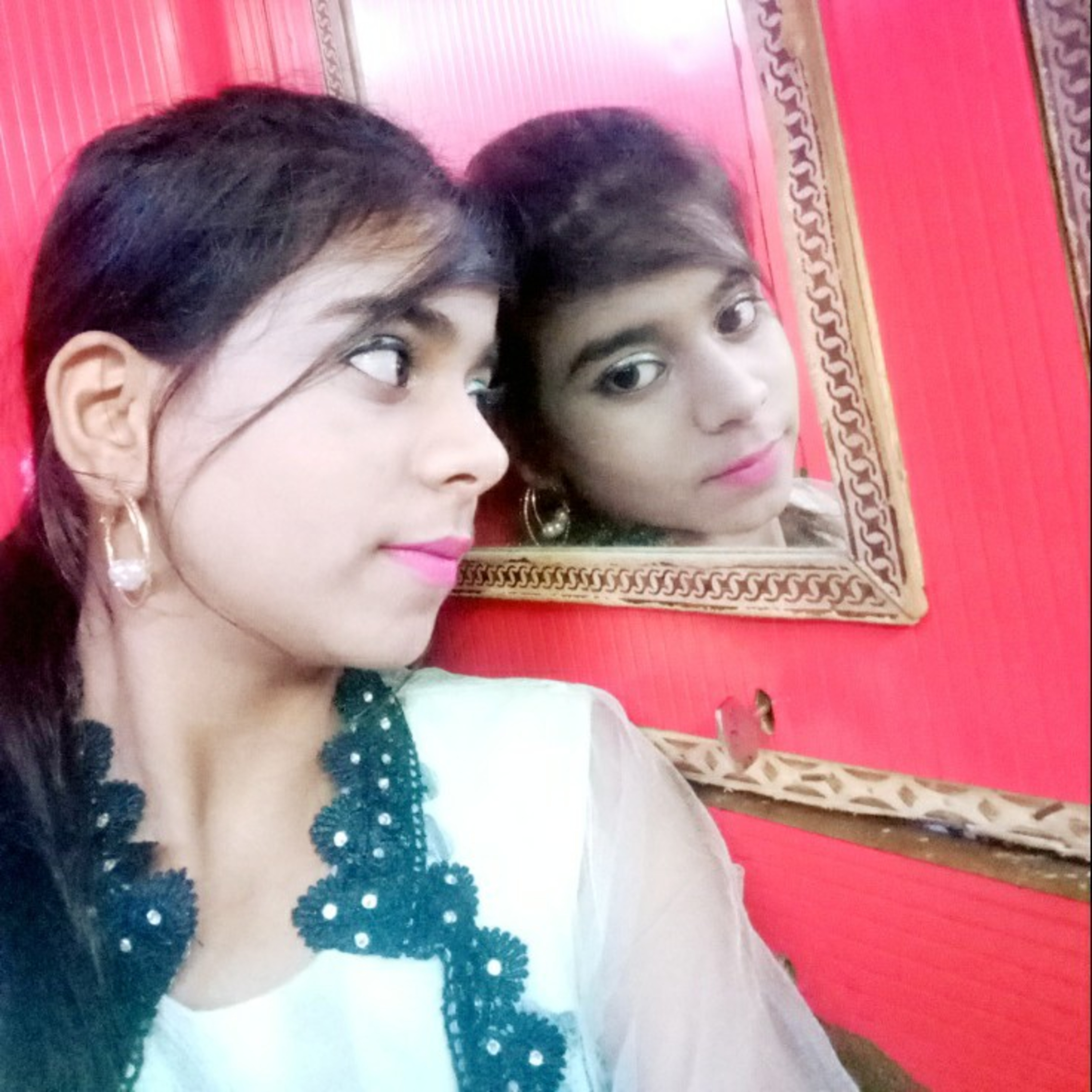 बाल दिवस
(Hindi Poem) : Maavya, VIII class, Smt. Shushiladevi Lakshmi Girls Senior Secondary school