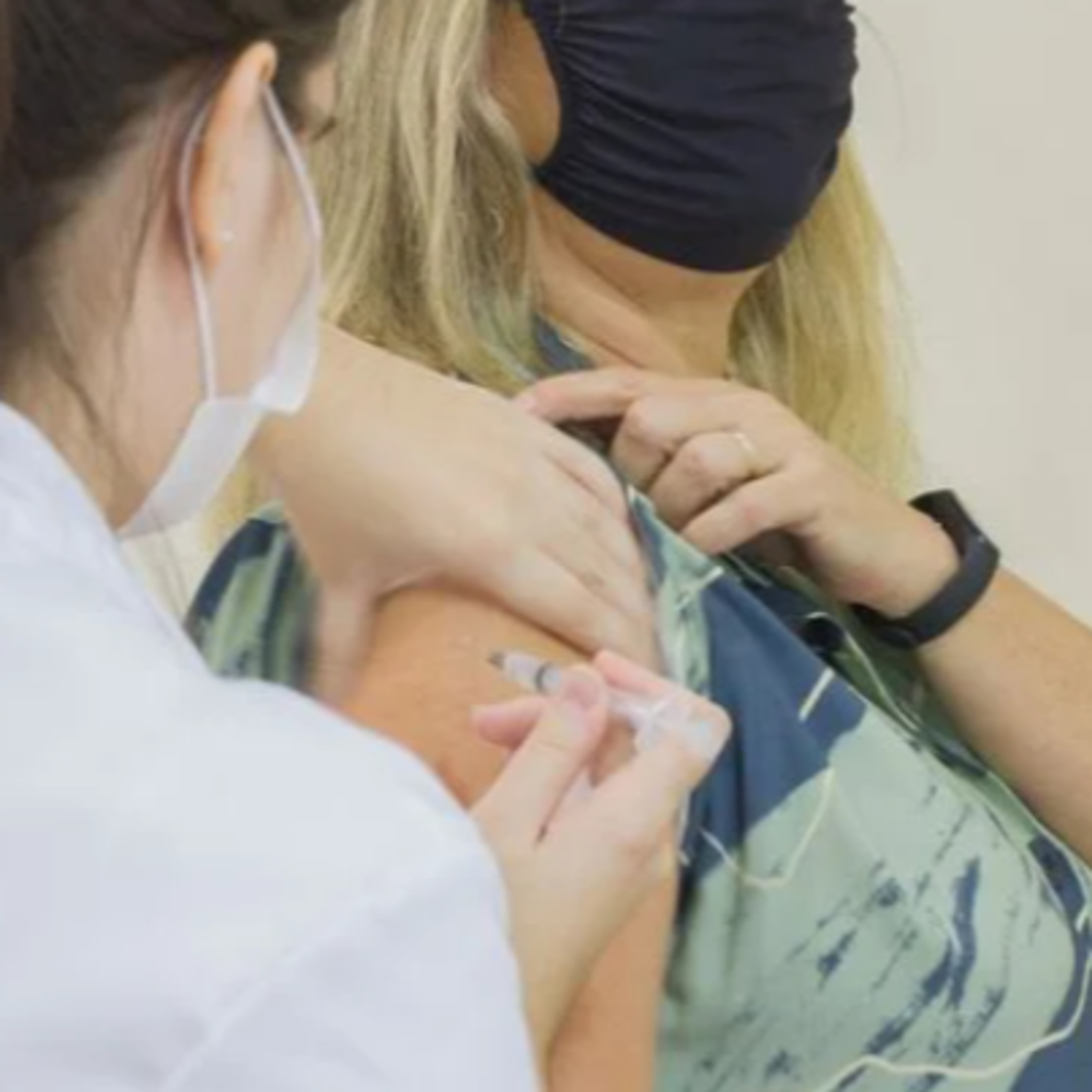 Covid: Vacina mais infecção podem levar a meses de imunidade; entenda