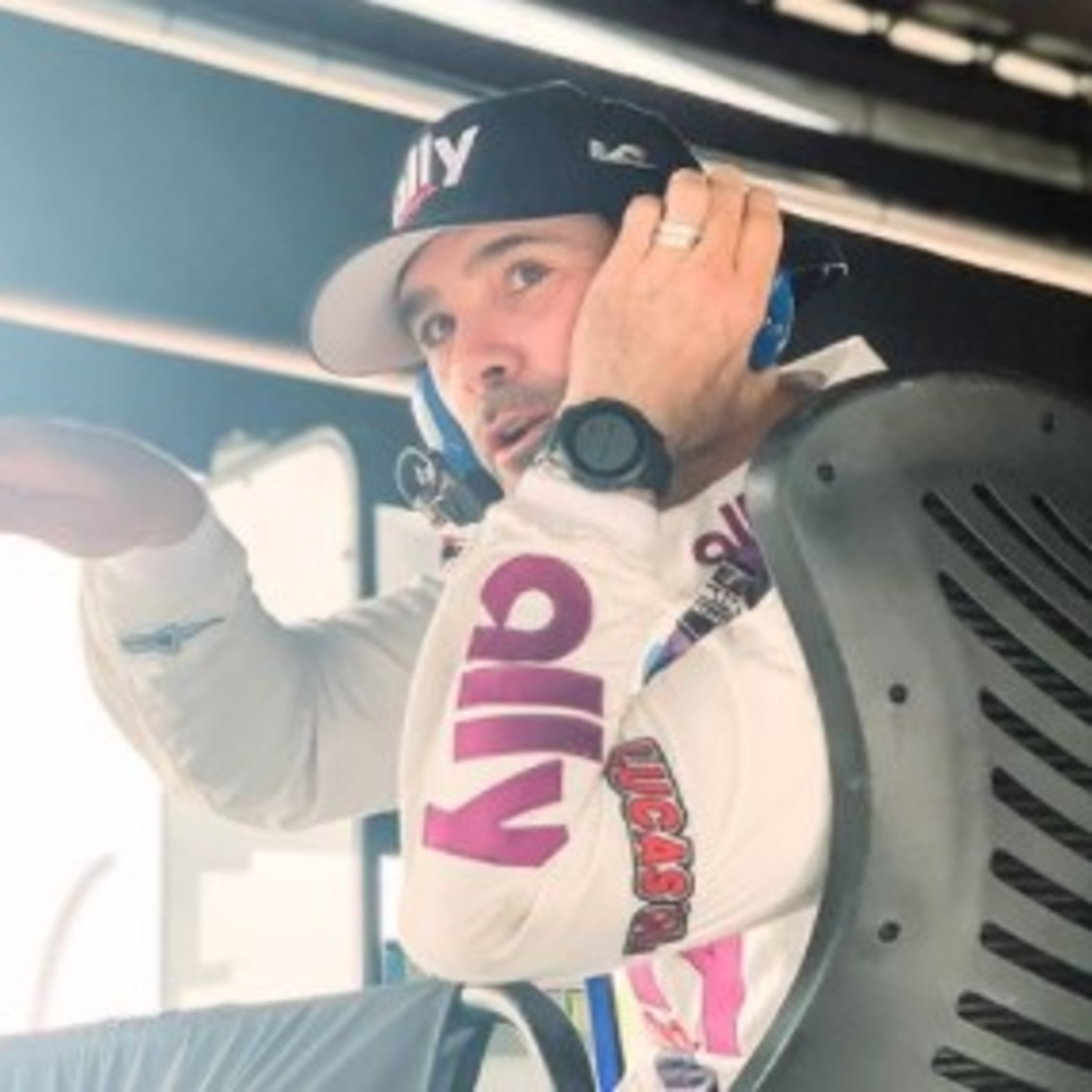 RacingWire Minute 12-31-21 episode artwork