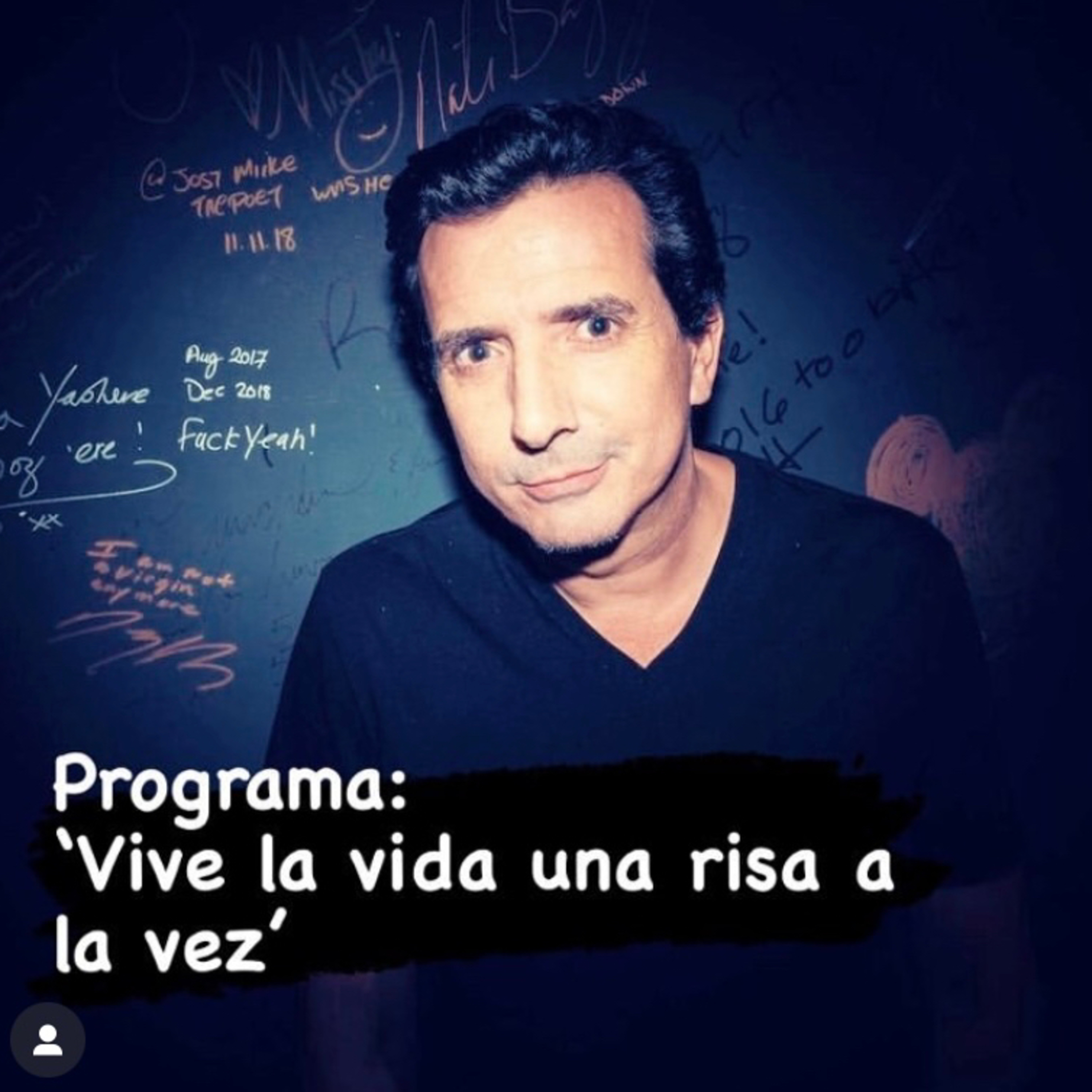 Vive la vida una risa a la vez.
