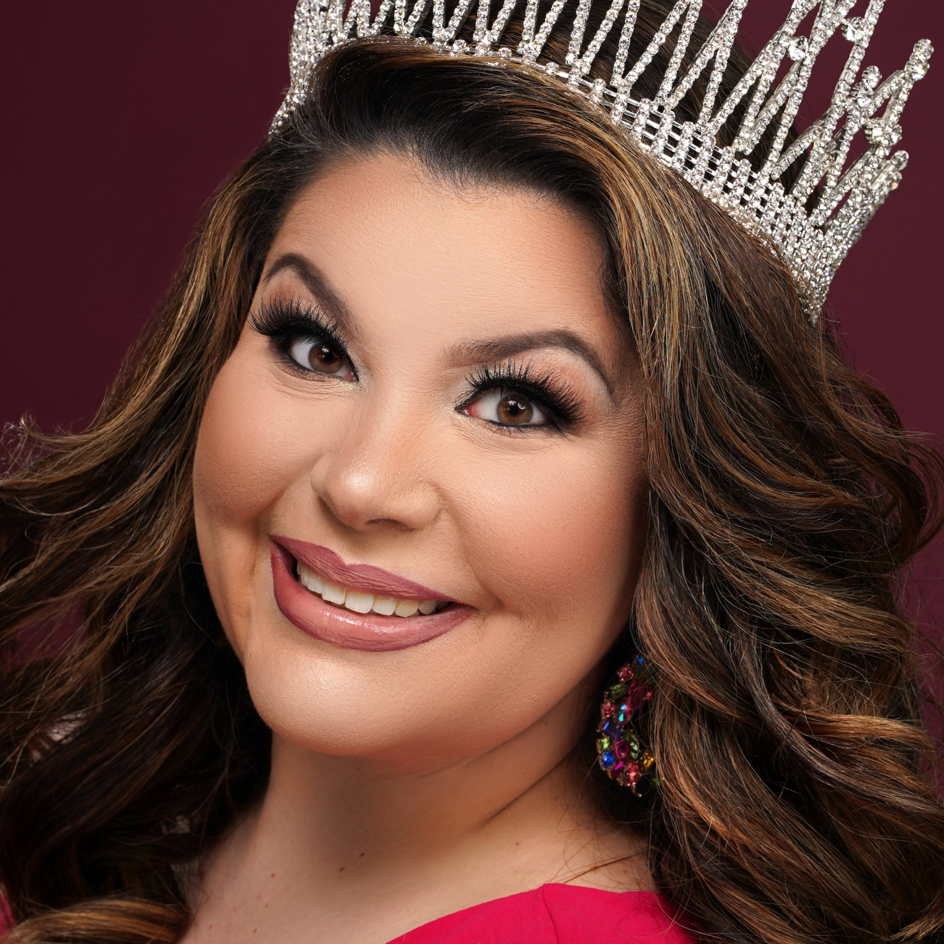 CURVY CHRONICLES- STORIES OF STRONG WOMEN