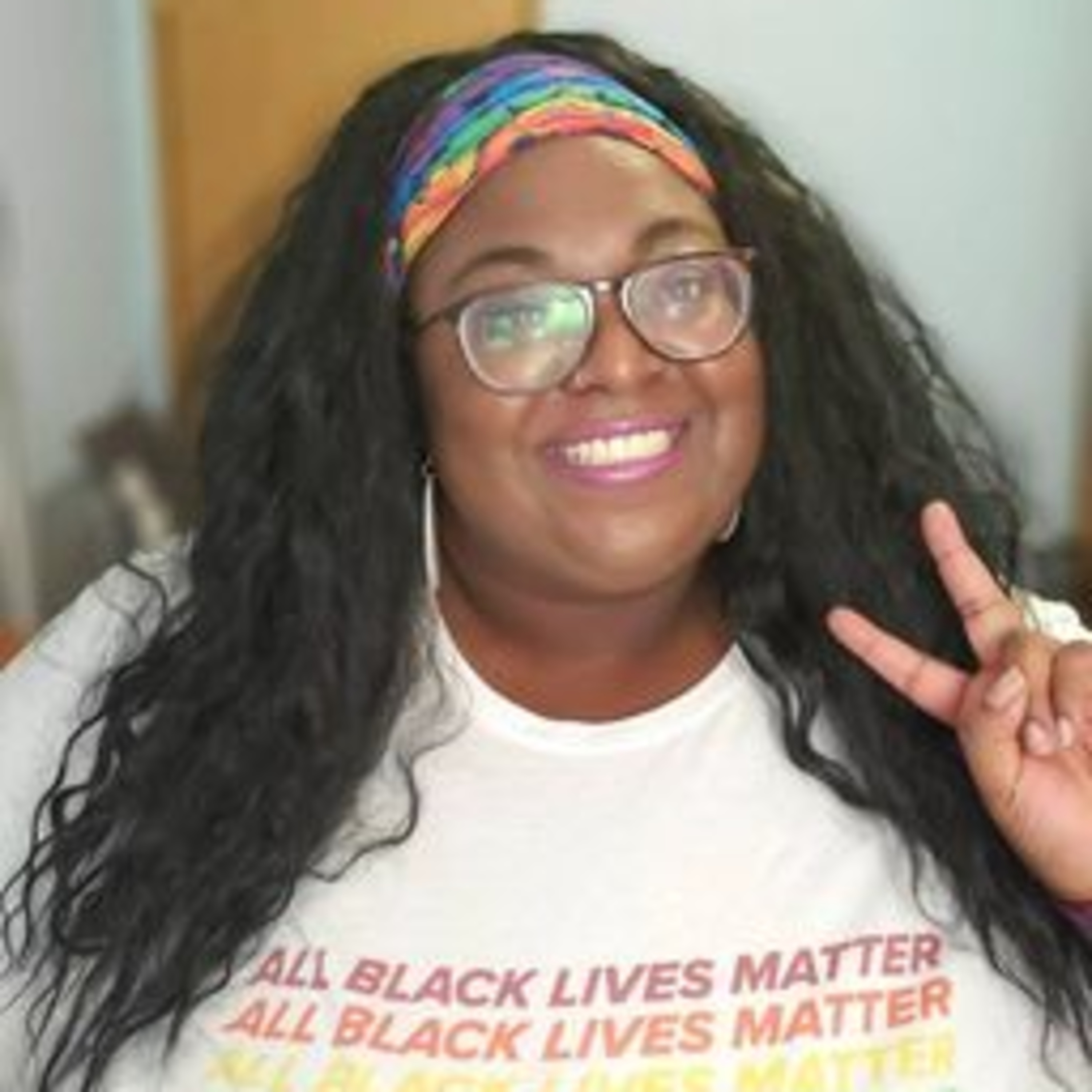 CURVY CHRONICLES- STORIES OF STRONG WOMEN