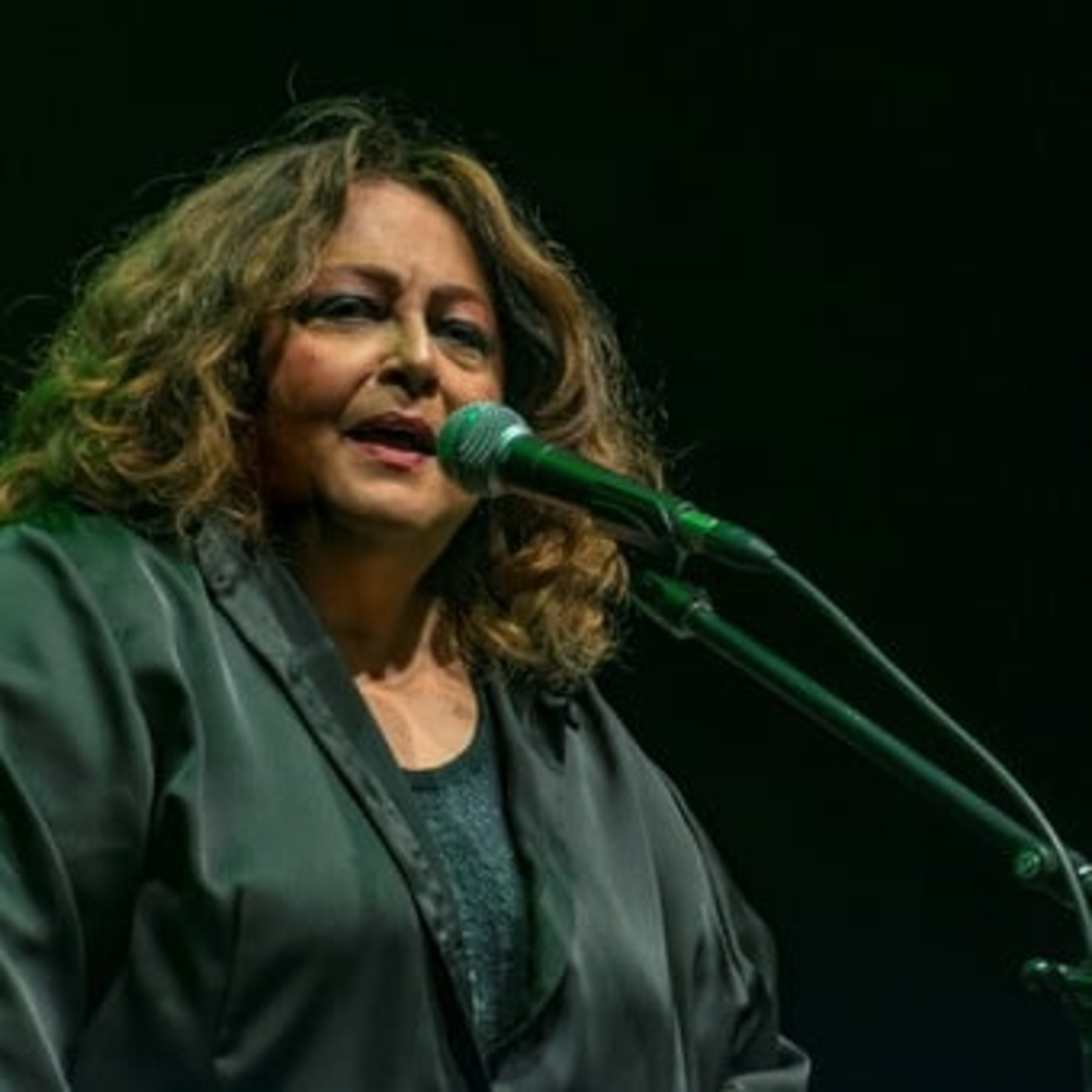 ENTREVISTAS HOY LLORÉ CANCIÓN