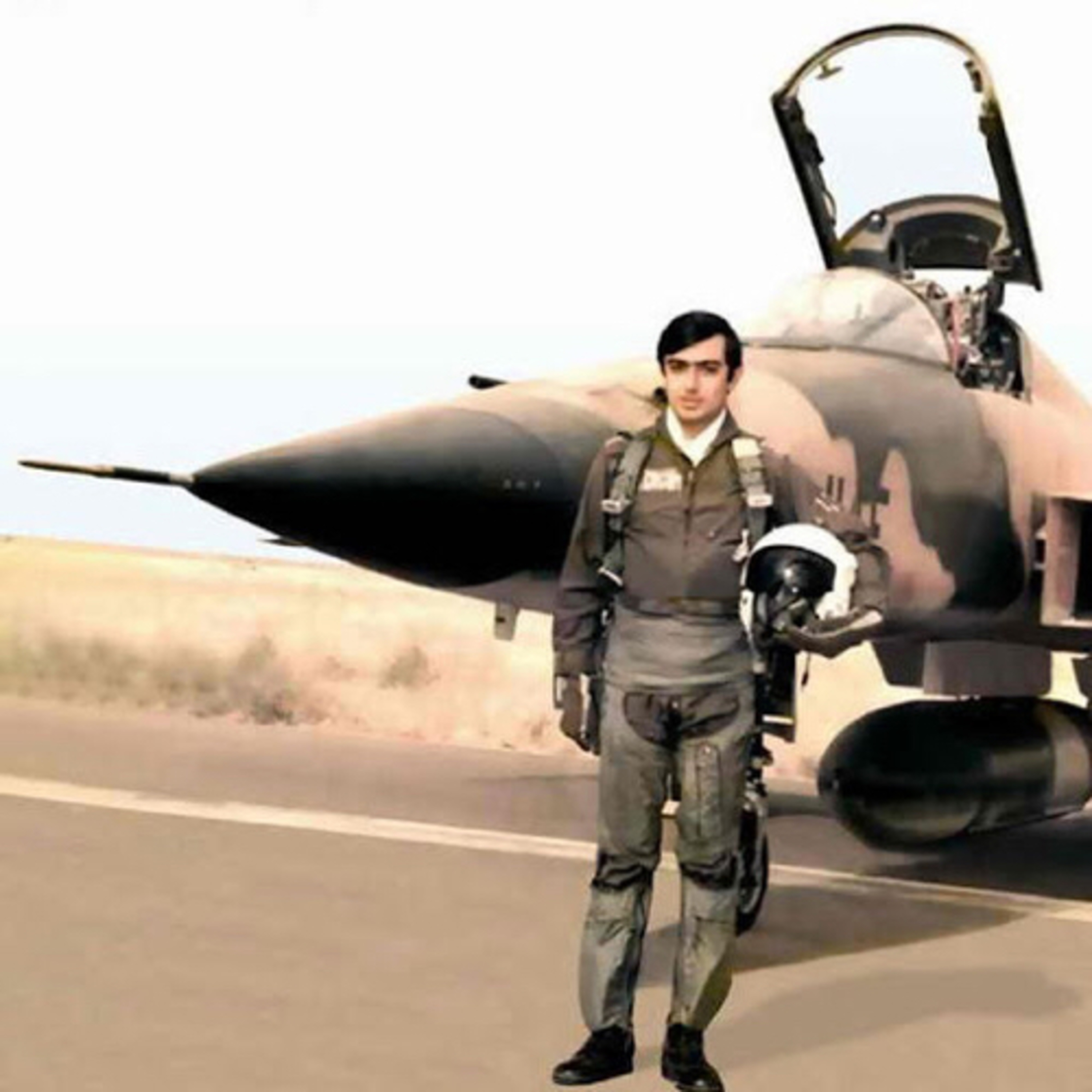کاور معرفی شخصیت