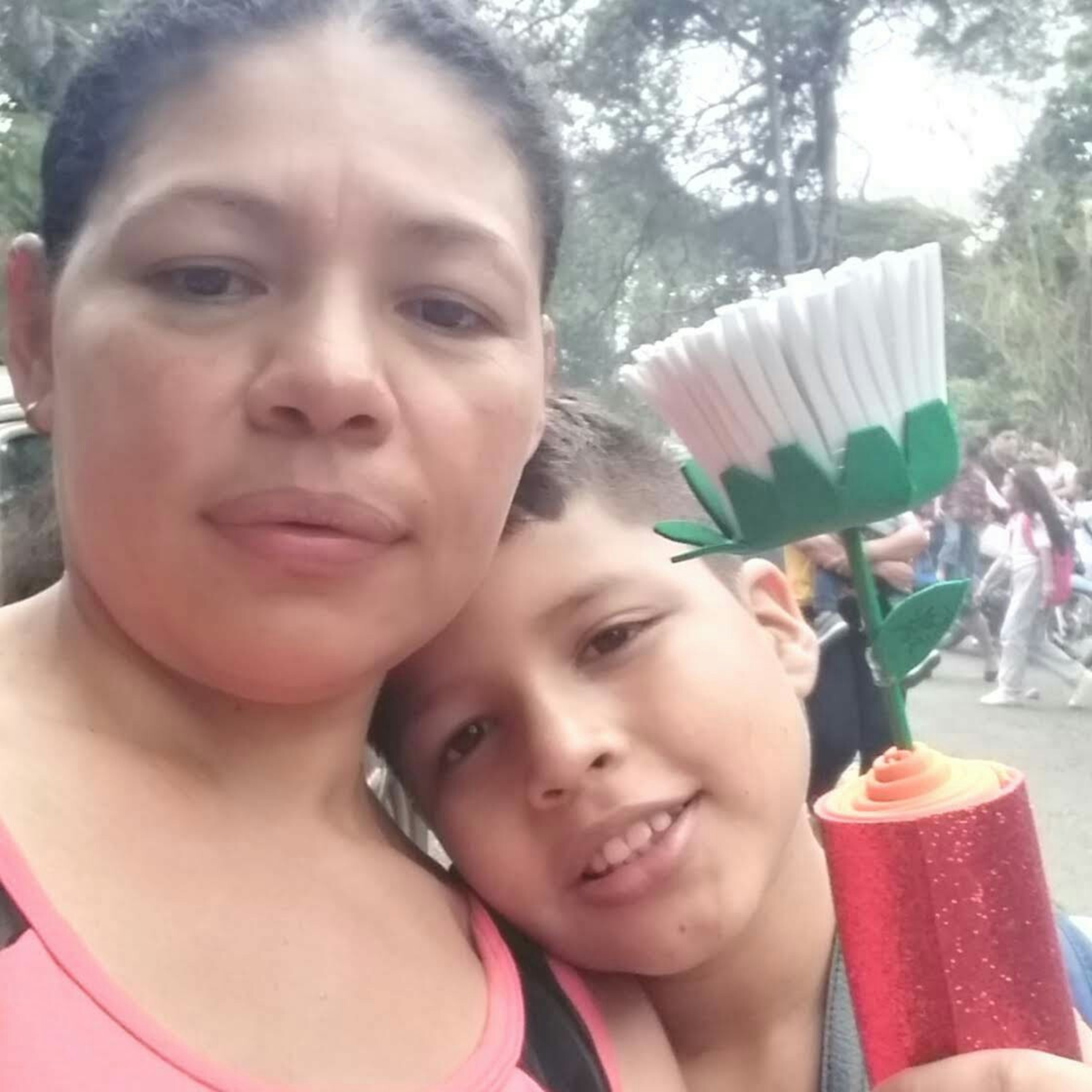 1. MUJER COMUNIDAD DE GOLONDRINAS