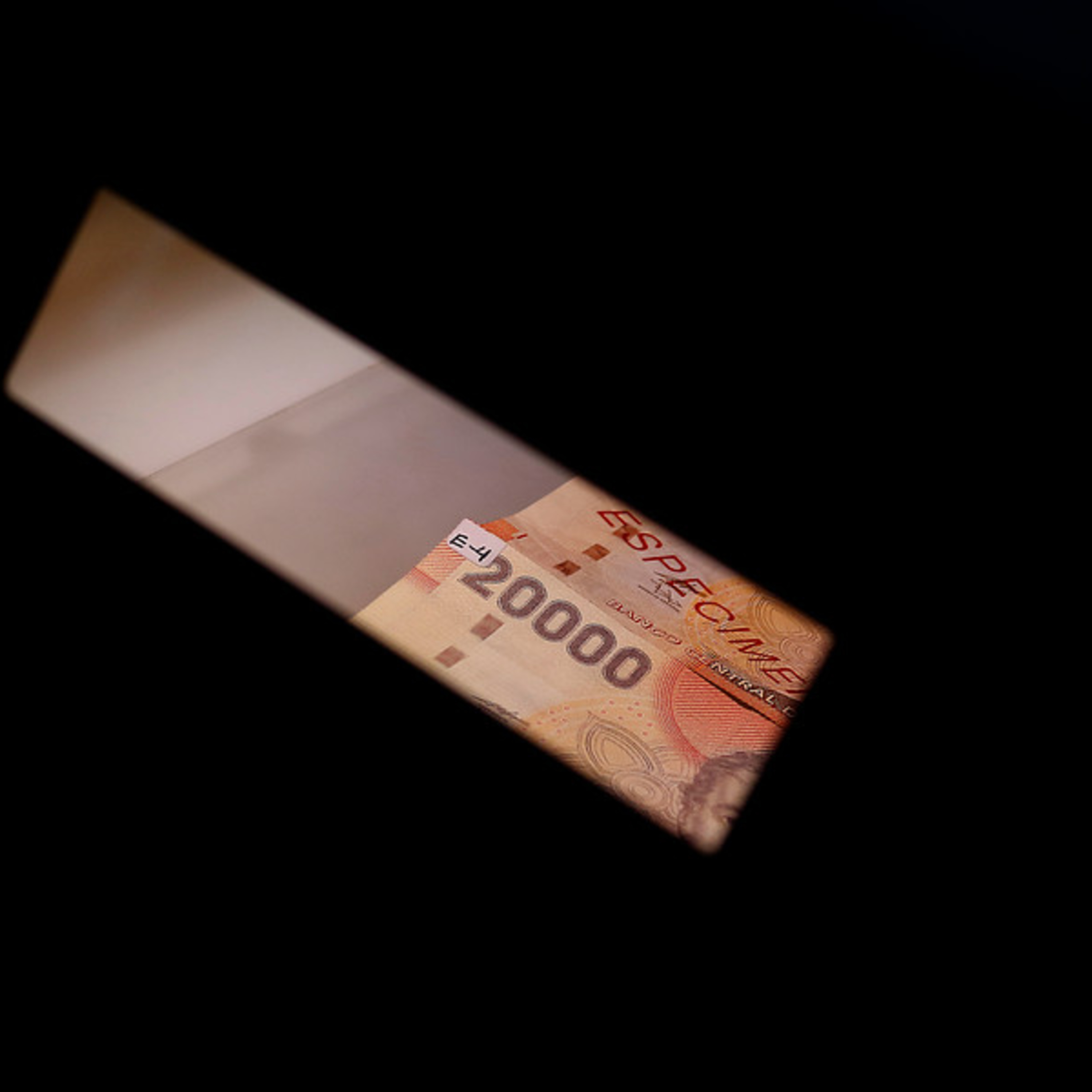 Un eventual tercer retiro del 10%: ¿Qué se hace con 3 millones de chilenos que se quedan en cero? episode artwork