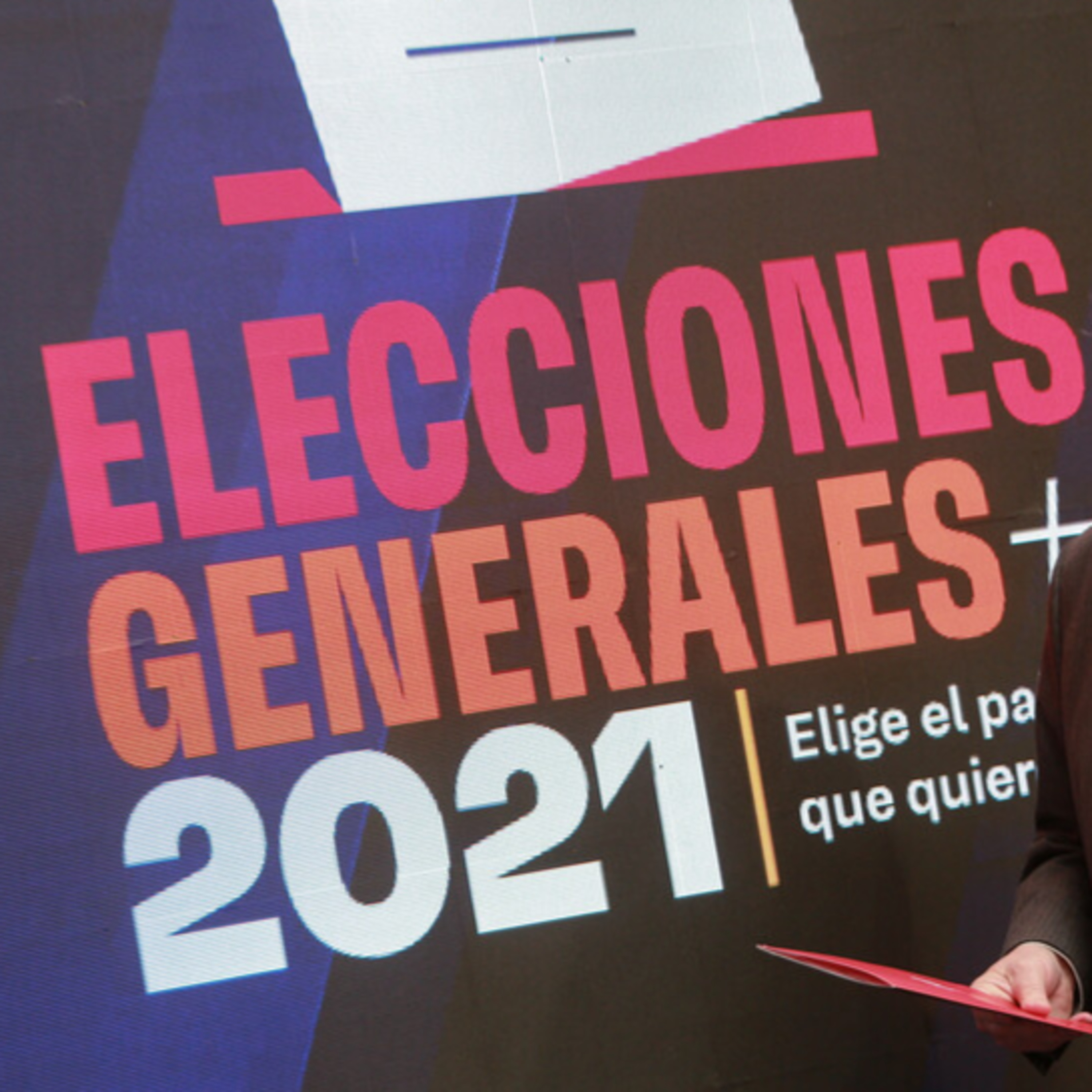 ¿Es relevante para los votantes el reclutamiento de nuevos rostros por parte de los comandos? episode artwork