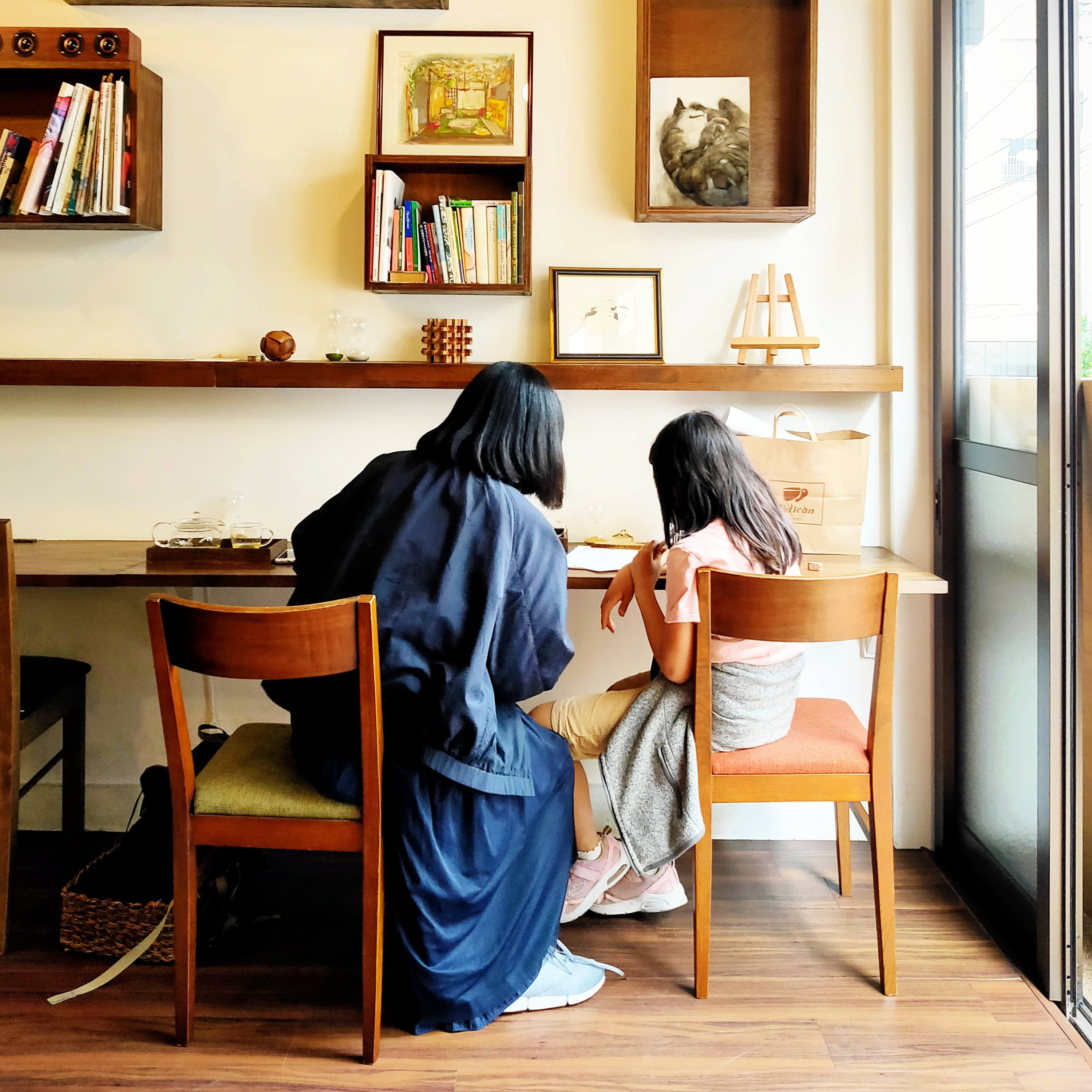 母も父も妻も旦那も、ただの言葉。/自由丁店長とオーナーの悩み事・考え事 episode artwork