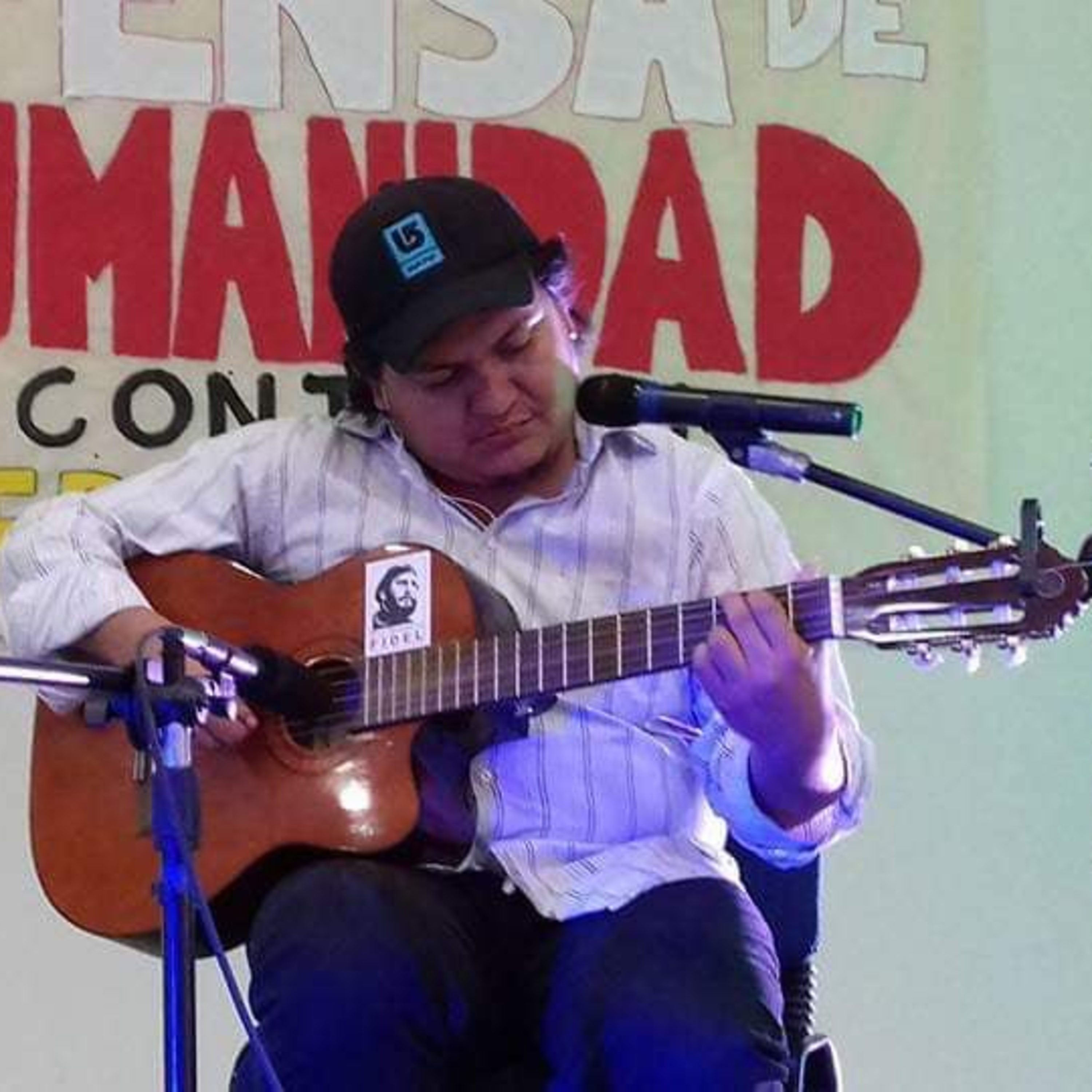 Keluna’s Bilingual Show