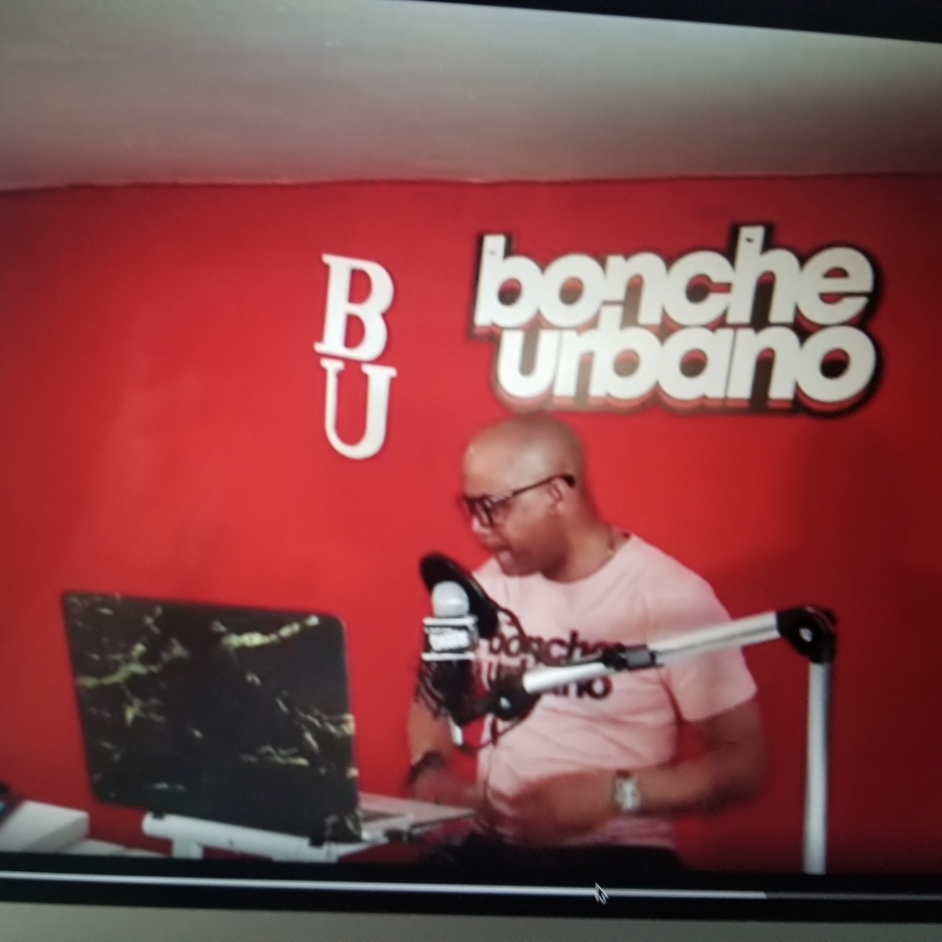 Anchor FM promoción