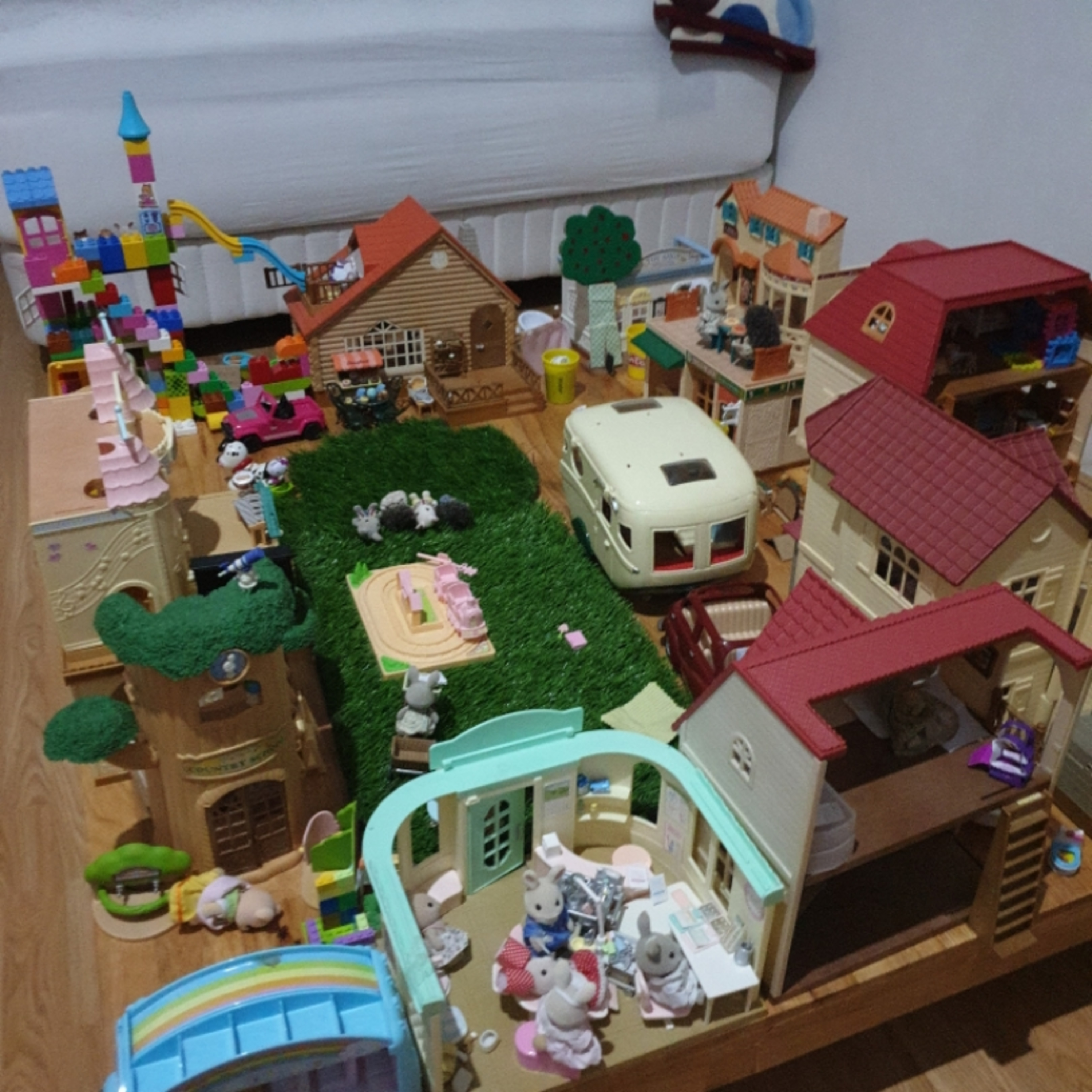 Sylvanian Families episode artwork