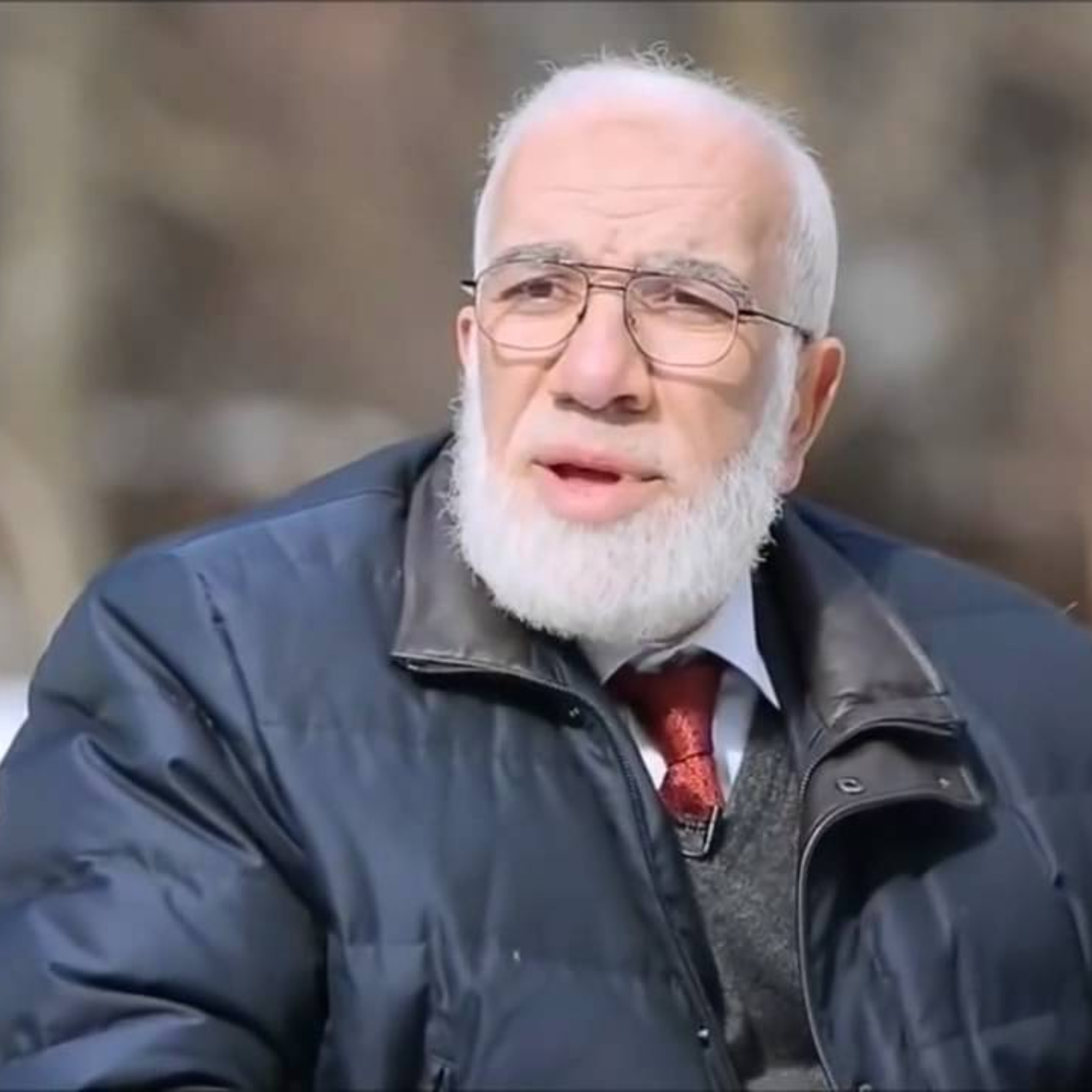 البخل دمر كل ما عندهم - زمن الفتن (13) - الشيخ عمر عبد الكافي