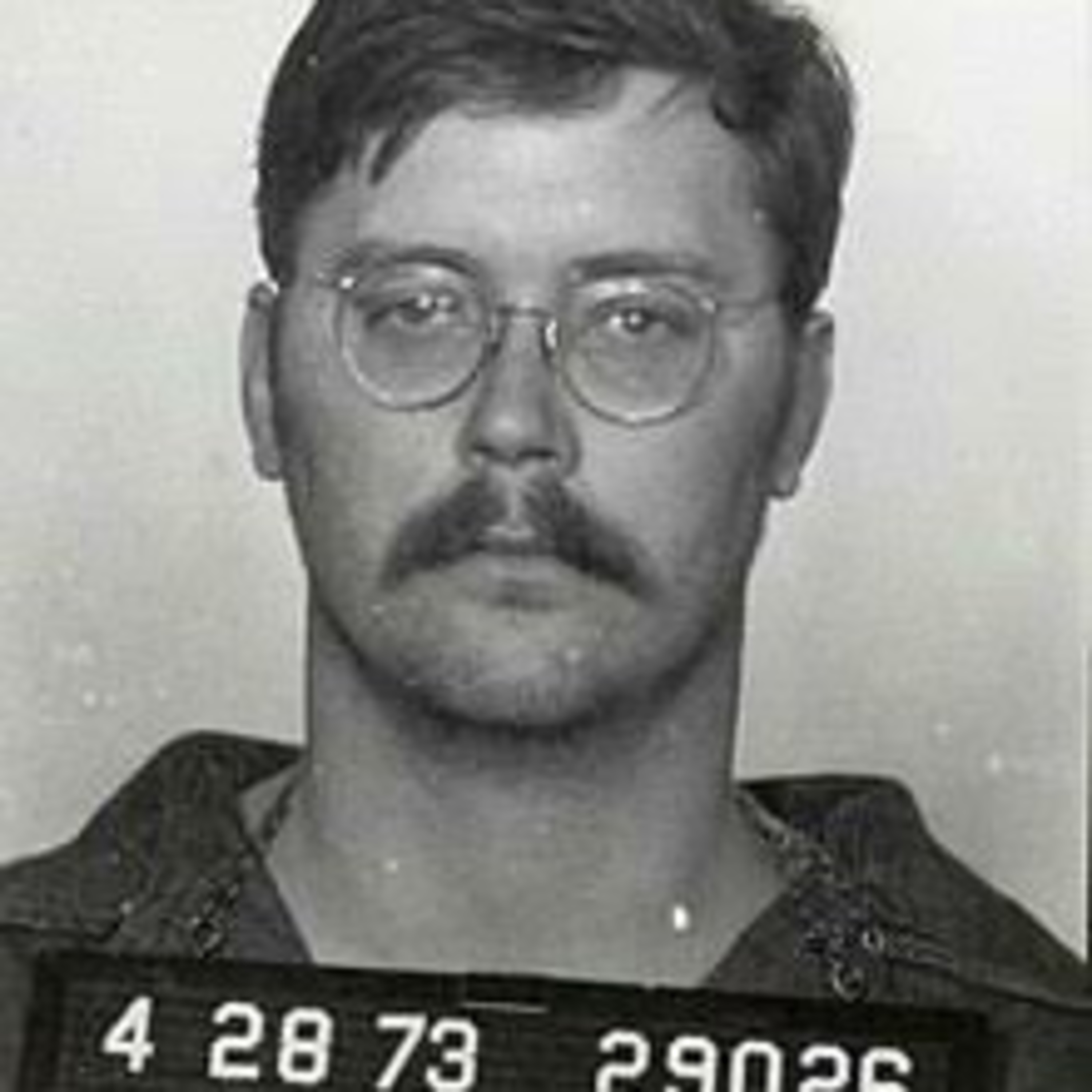 S1/E4/Edmund Kemper "The Co-ed Killer" (W/Bahri "M4RSS" W/Muhammet) episode artwork