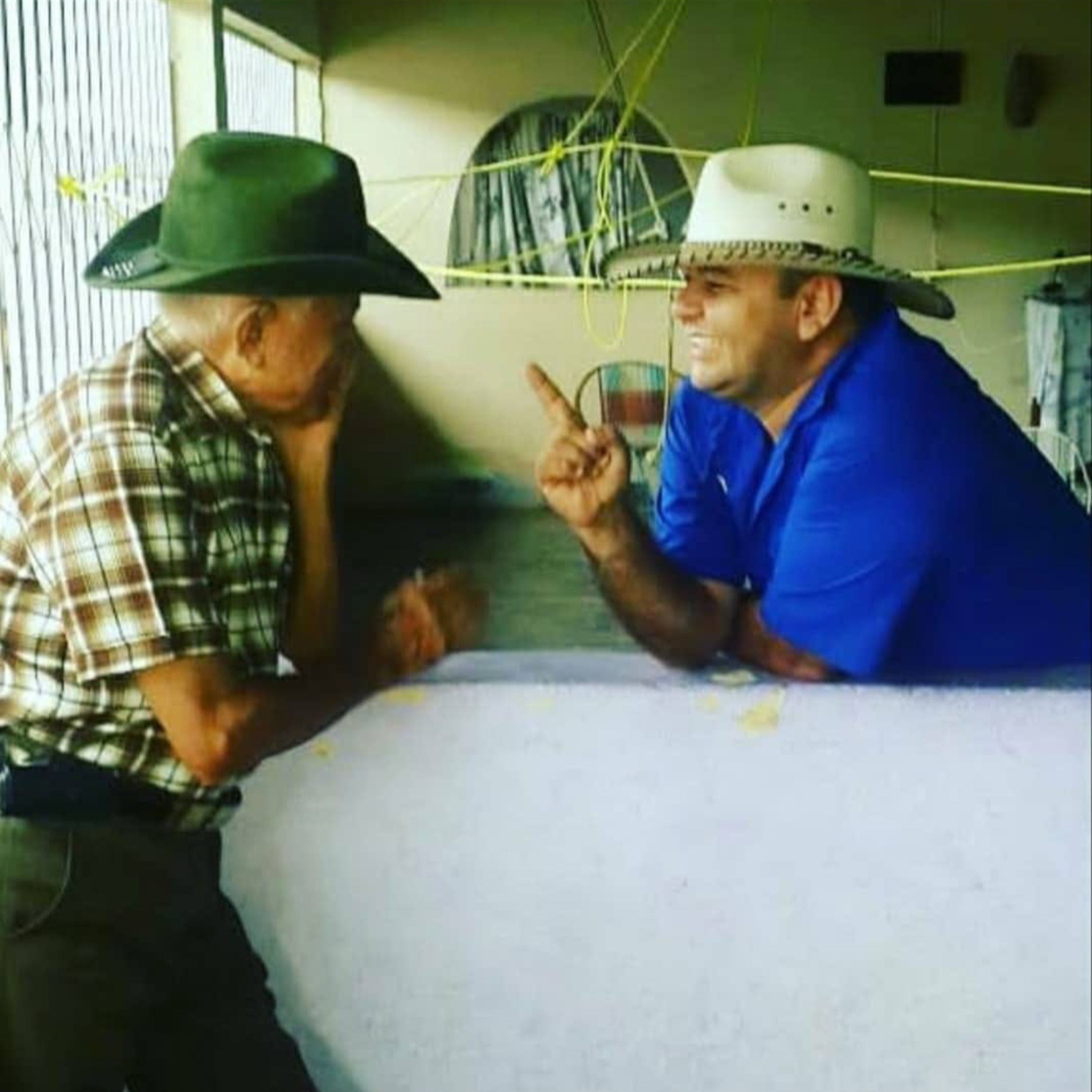 DESDE LA OTRA ACERA con Yosmar Molina