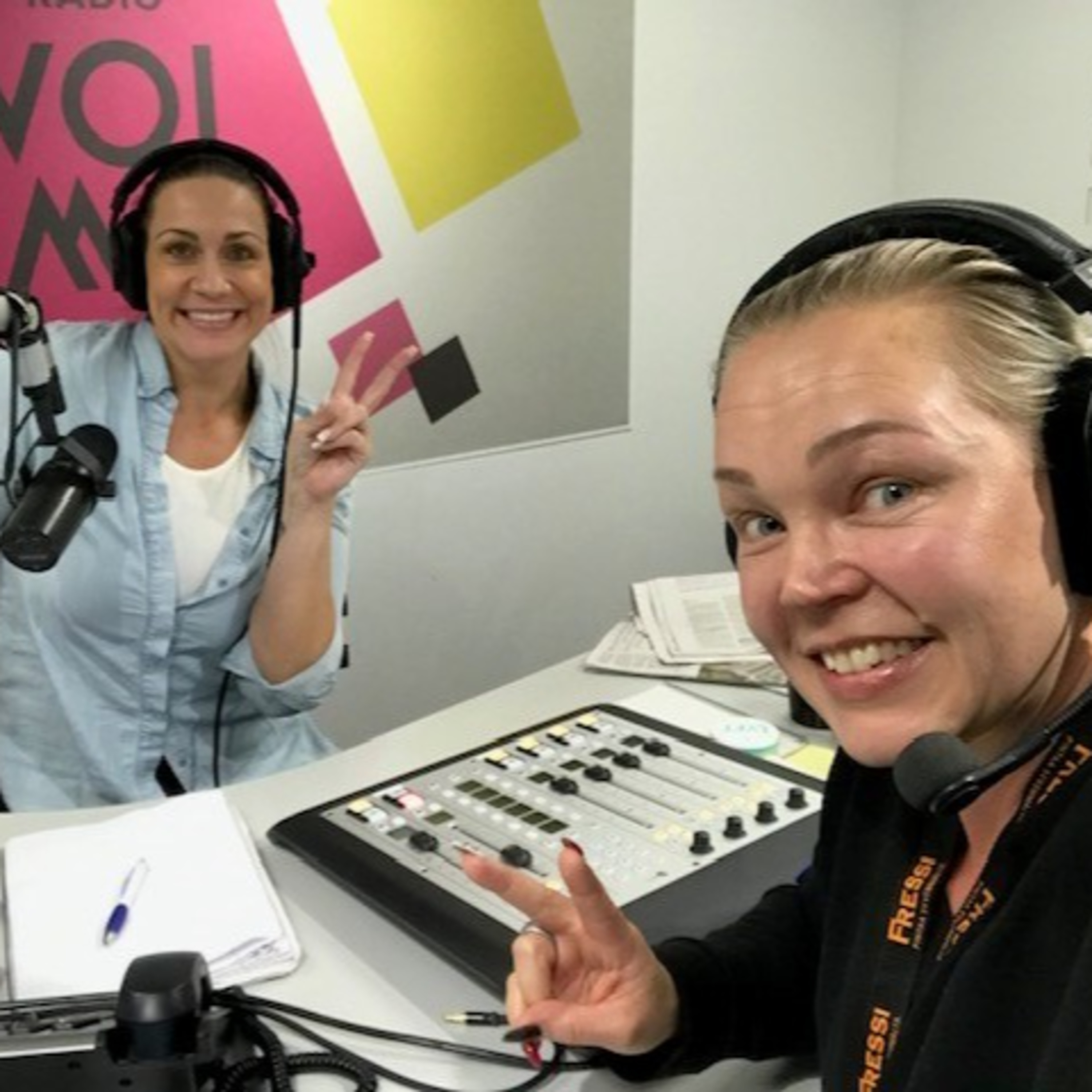 Fressi Lahden palvelupäällikkö Sanna Törmi vieraili Radio Voiman iltapäivässä ja jutteli Lotan kanssa ihmisten kausittaisesta kuntoiluinnostuksesta 29.10 episode artwork