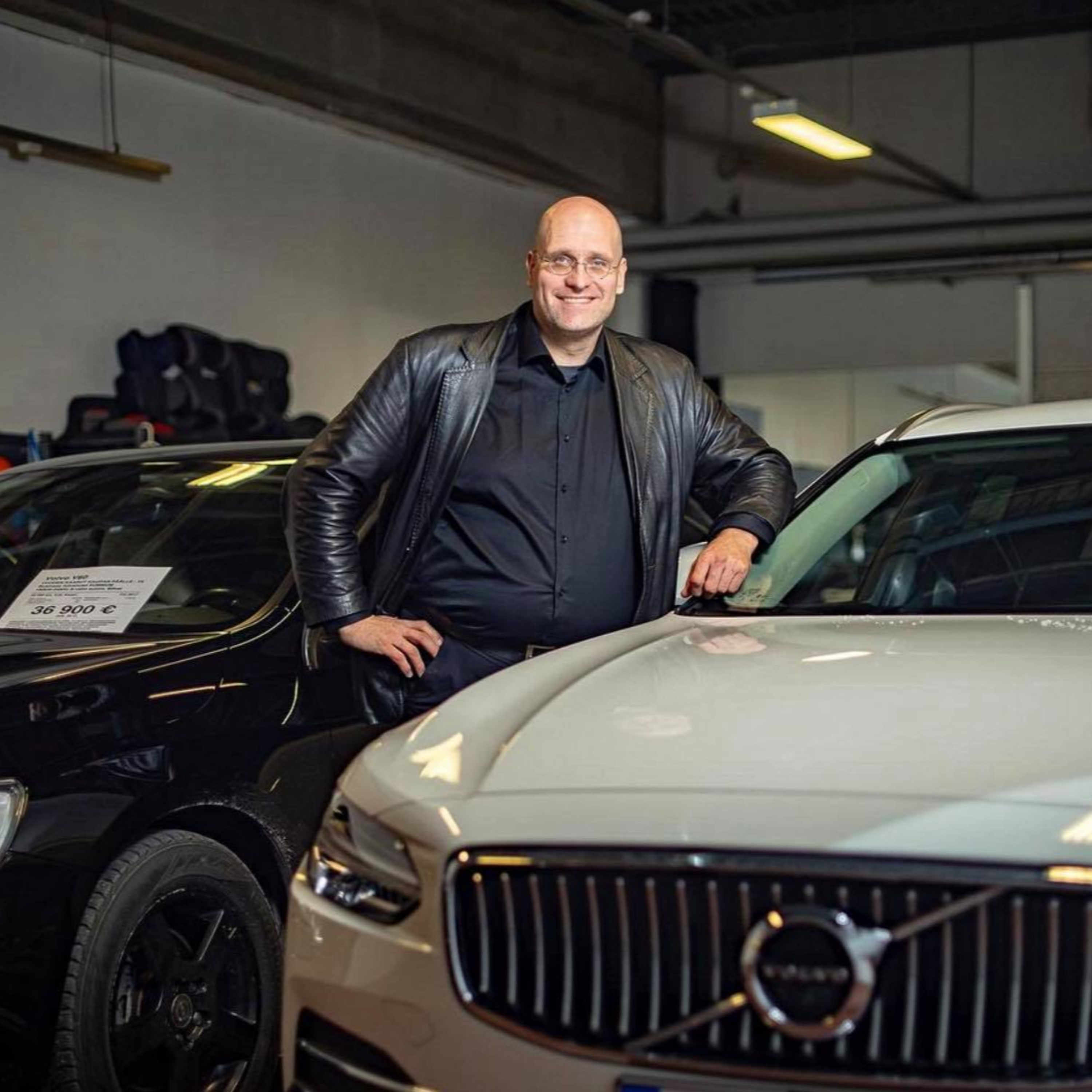 Lahdessa toimiva laulaja-yrittäjä Mika Pohjonen on kiireinen mies: Matkailuautoilu on nyt huippusuosittua! episode artwork
