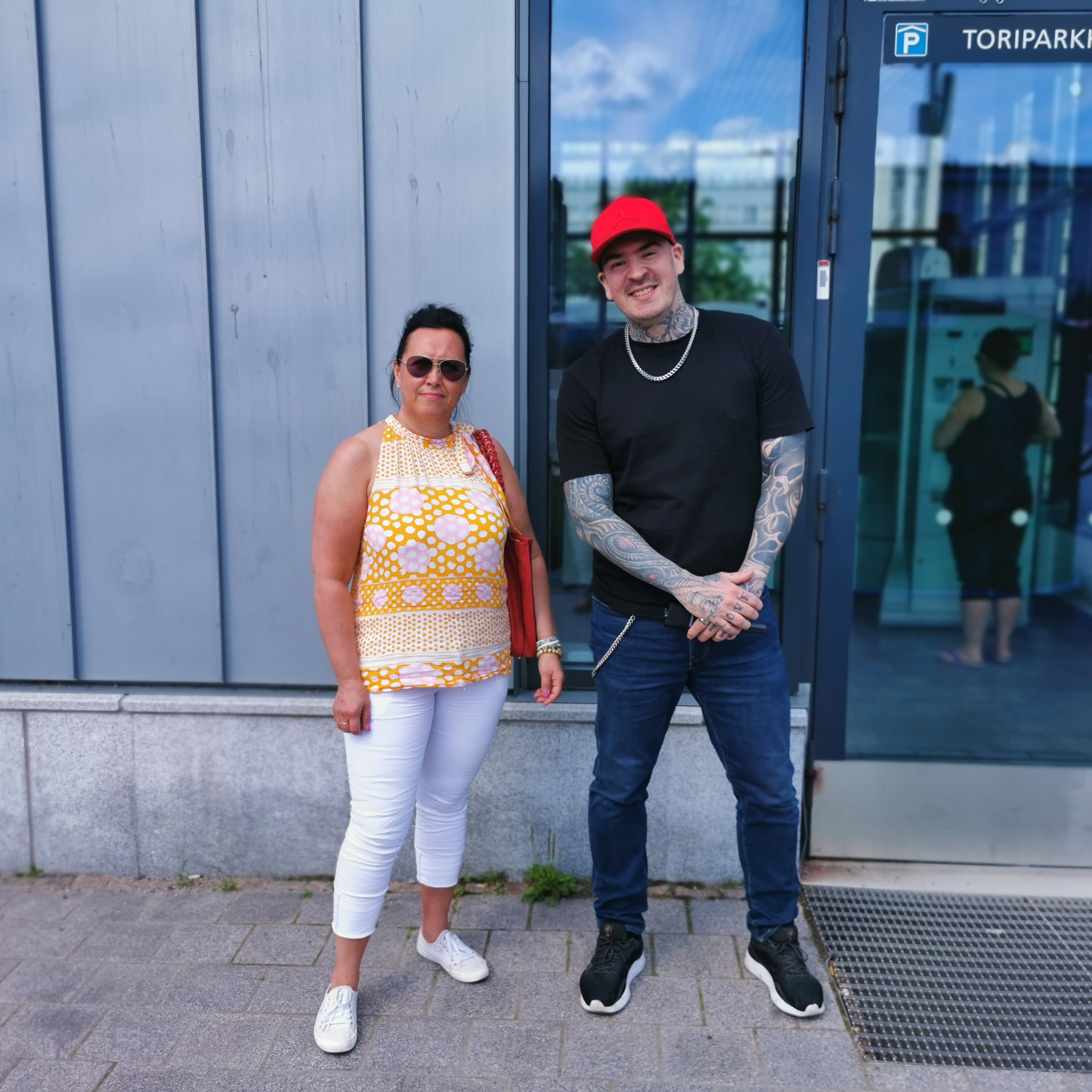 Lahden Toriparkissa huomioidaan sähköautoilijat entistä paremmin - latauspisteet kahdella tasolla episode artwork
