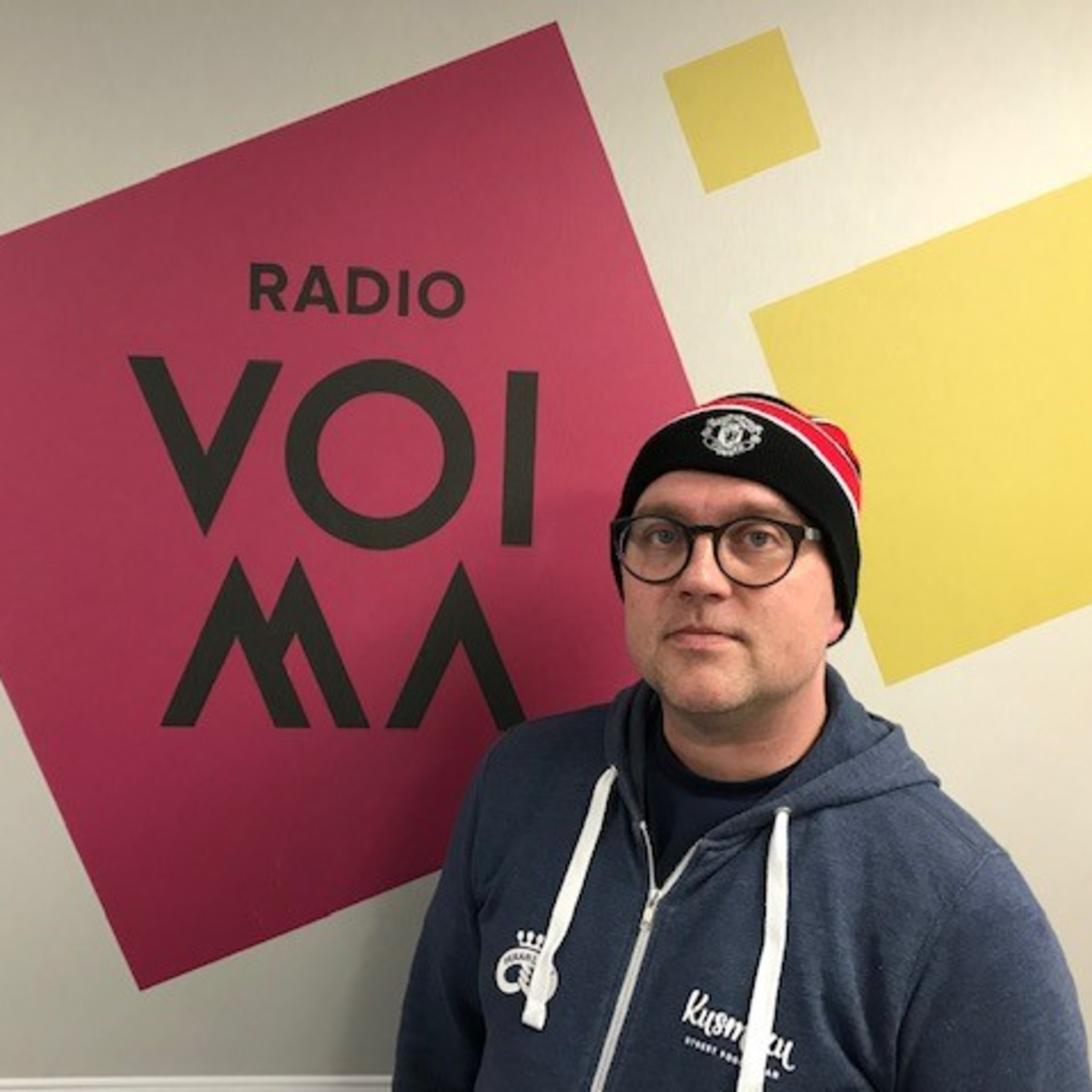 Heinolalainen Kusmiku Oy on yksi yli sadasta ravintola-alan yrityksistä, jotka haastoi vakuutusyhtiön oikeuteen epidemiakorvauksista korona-ajalta ja välituomio kuullaan tänään 11.11.2021 episode artwork