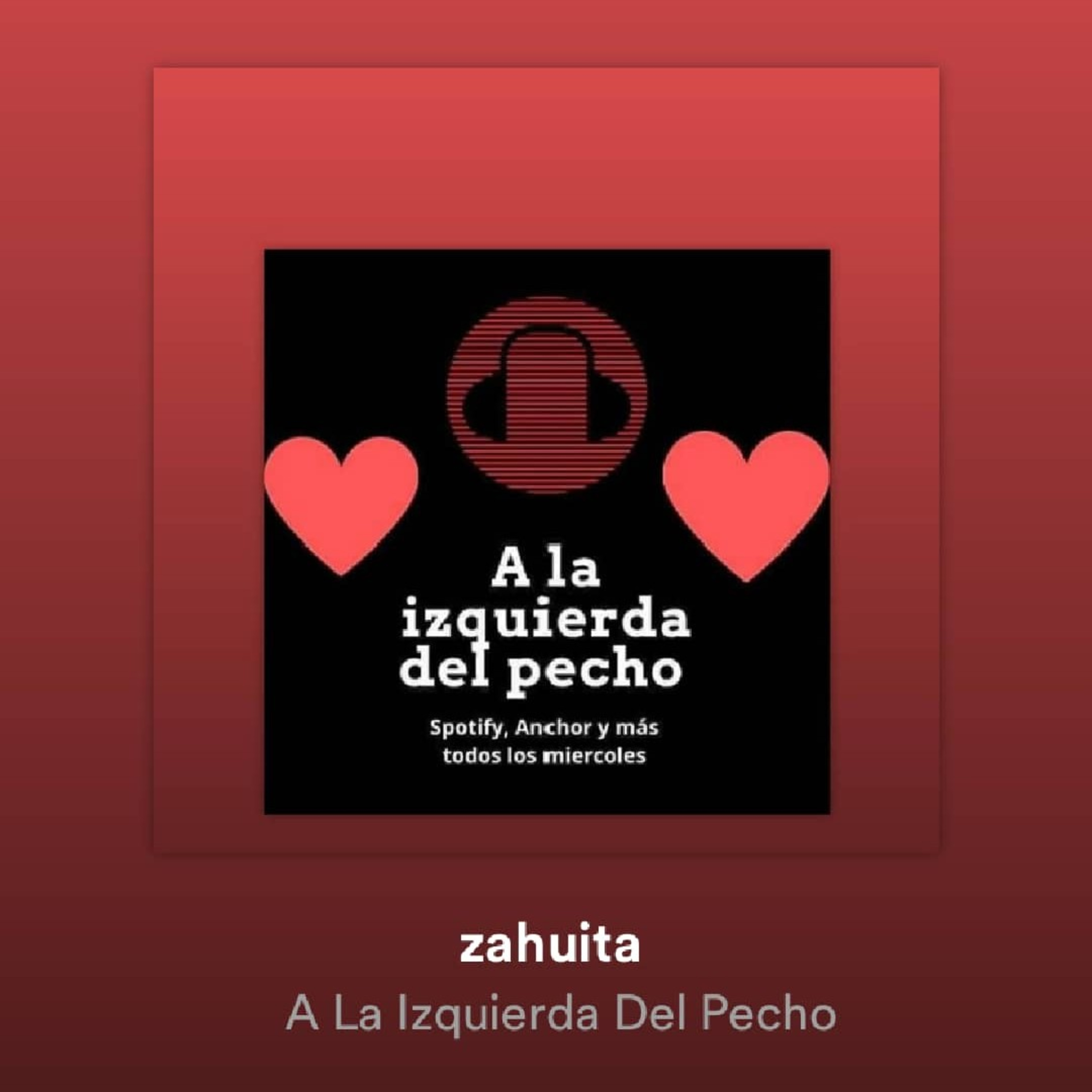 A la izquierda del pecho (corazón que late)
