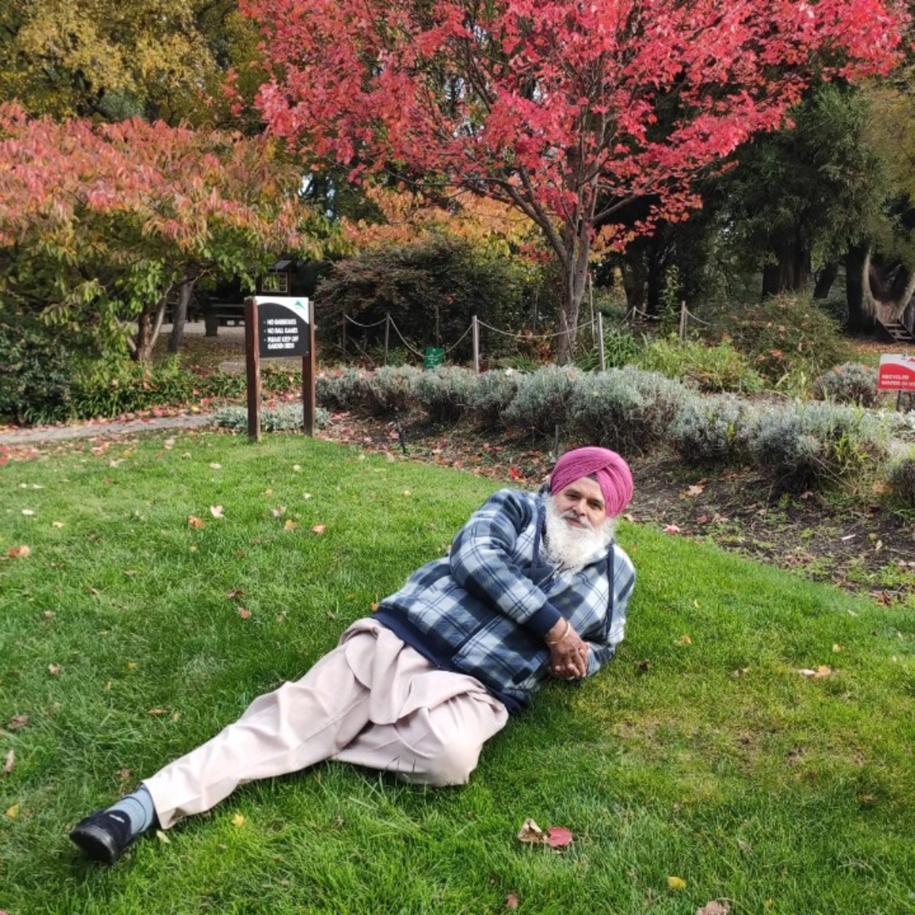 Navjottunes                                   (Punjabi Muttiyaar)