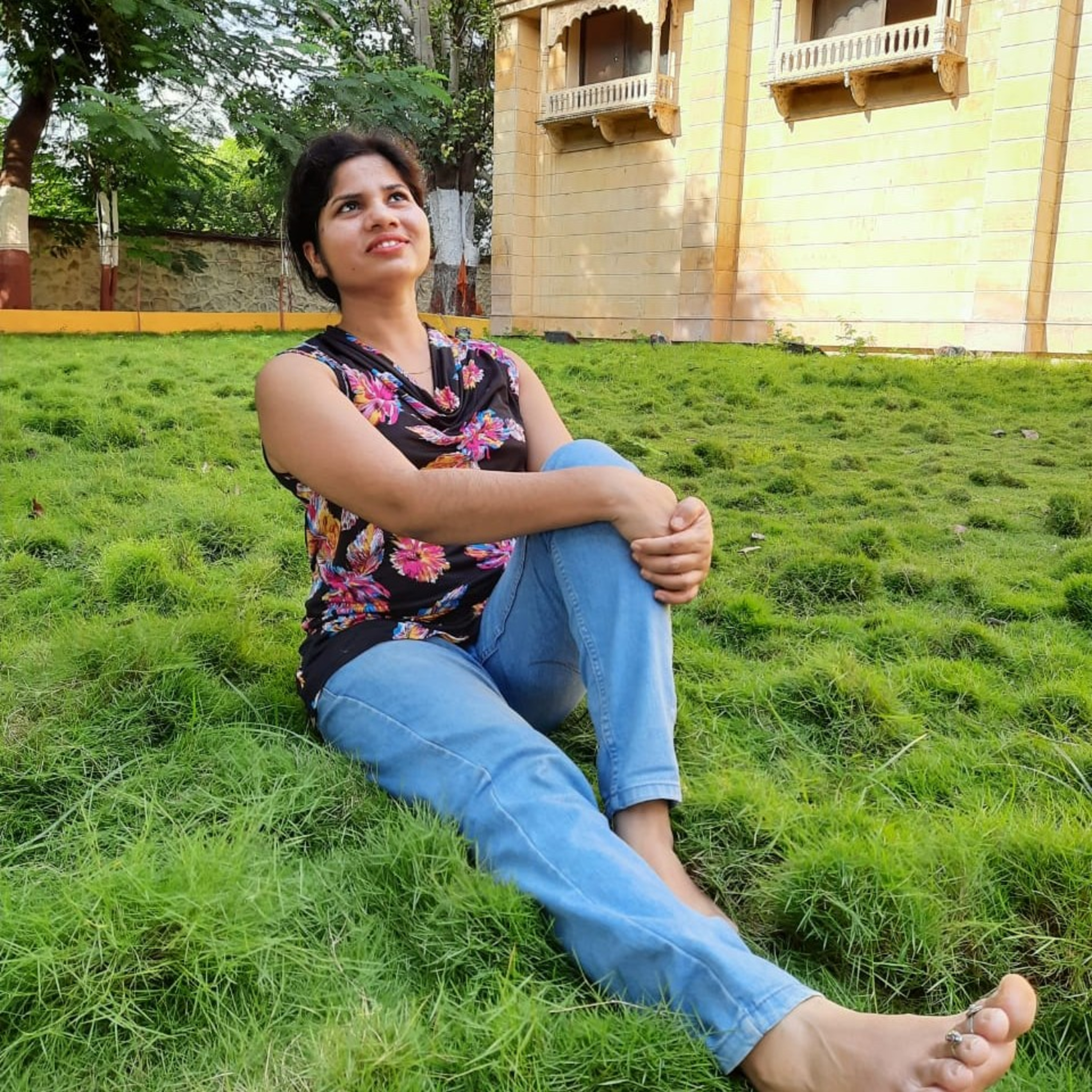 Shivanshi Mishra Shayari.
