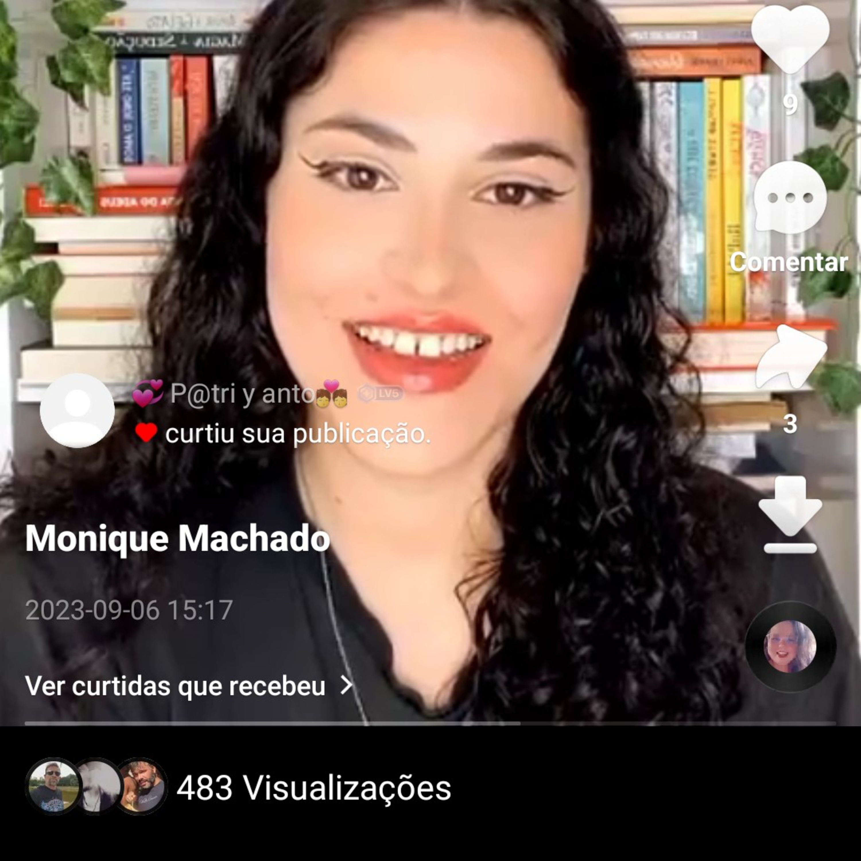 PAIXÃO ENTRE AMIGOS - ENTREVISTANDO A AUTORA CAROLINA CASTELLAR episode artwork