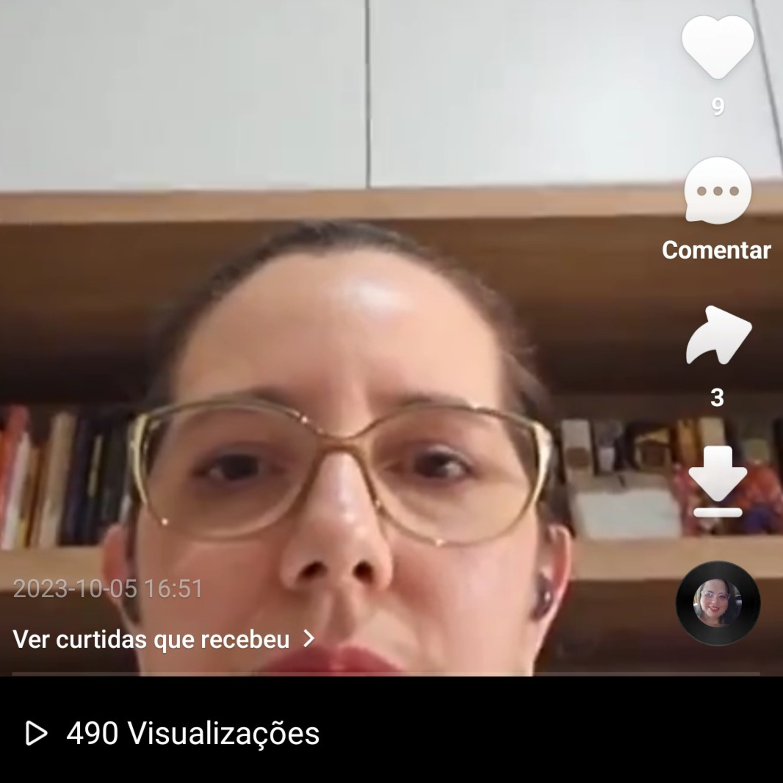 CRÔNICAS DE DOMINGO - ENTREVISTANDO A AUTORA ASTRID KUHN episode artwork