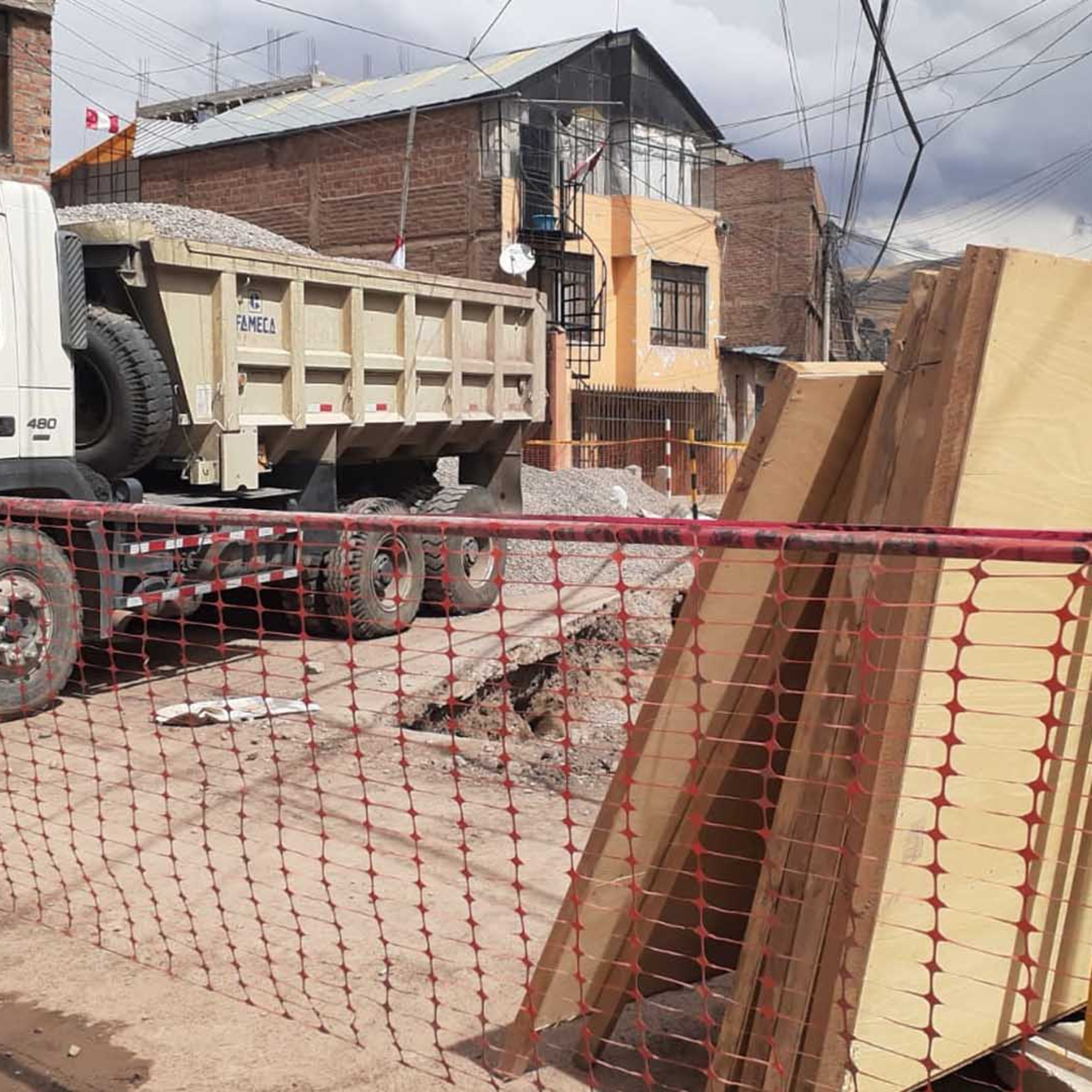 Informe: PTAR Titicaca en riego de paralizar. autoridades de puno esperan informe del ministerio de vivienda episode artwork