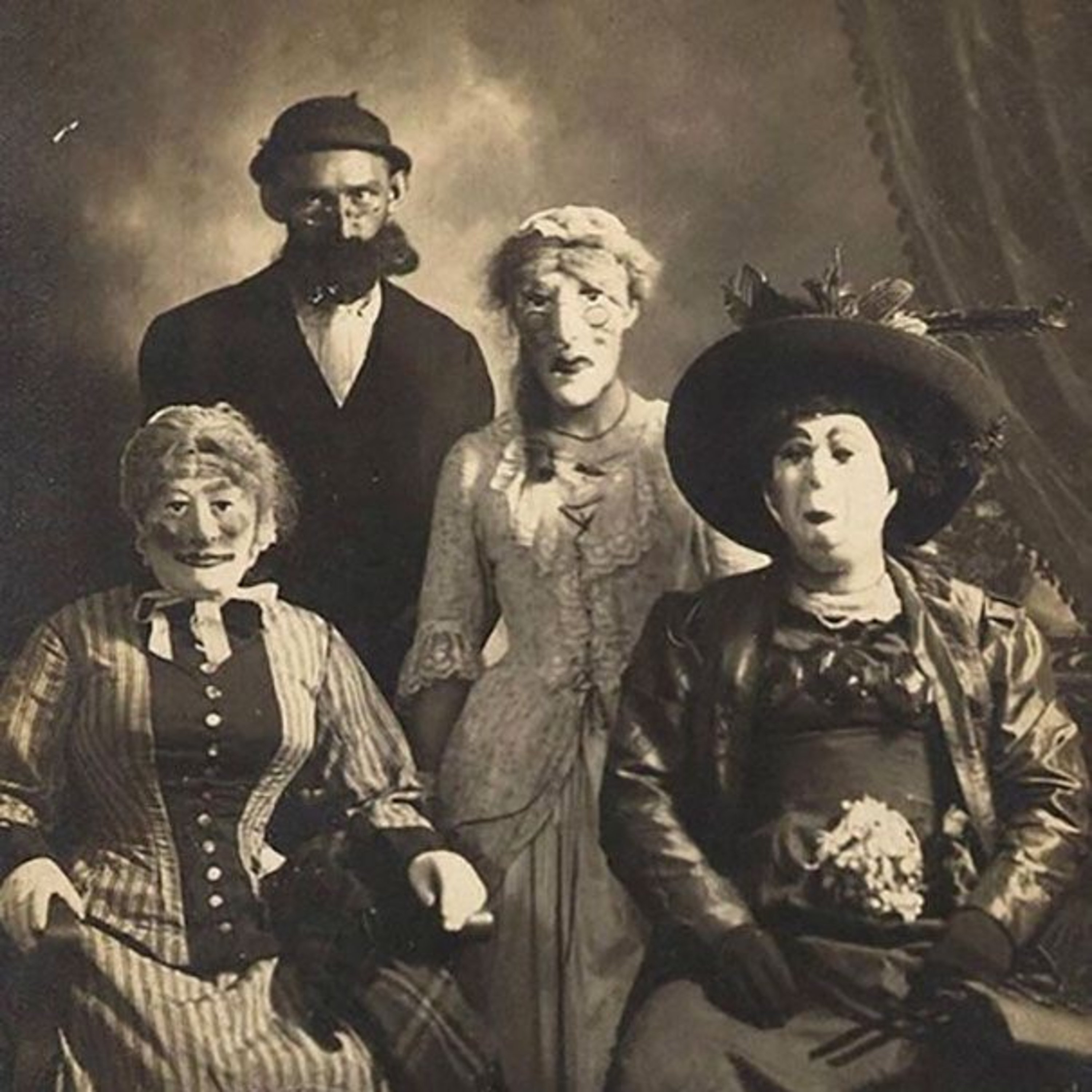 CreepyΠαίδεια