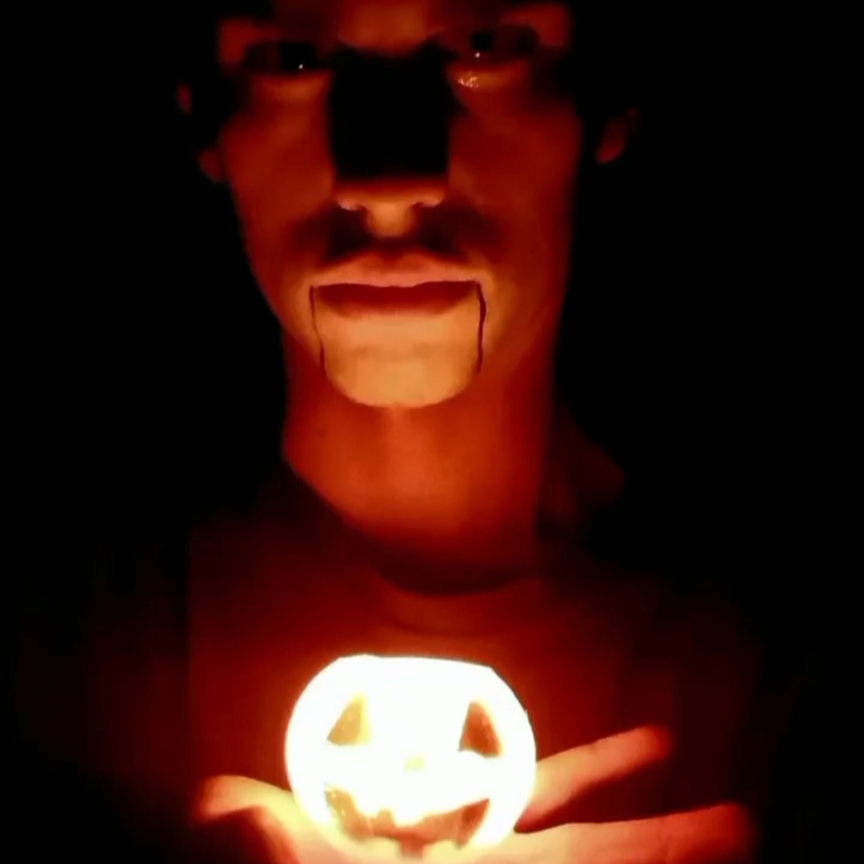 El tren con cara de payaso (Un creepypasta de internet)