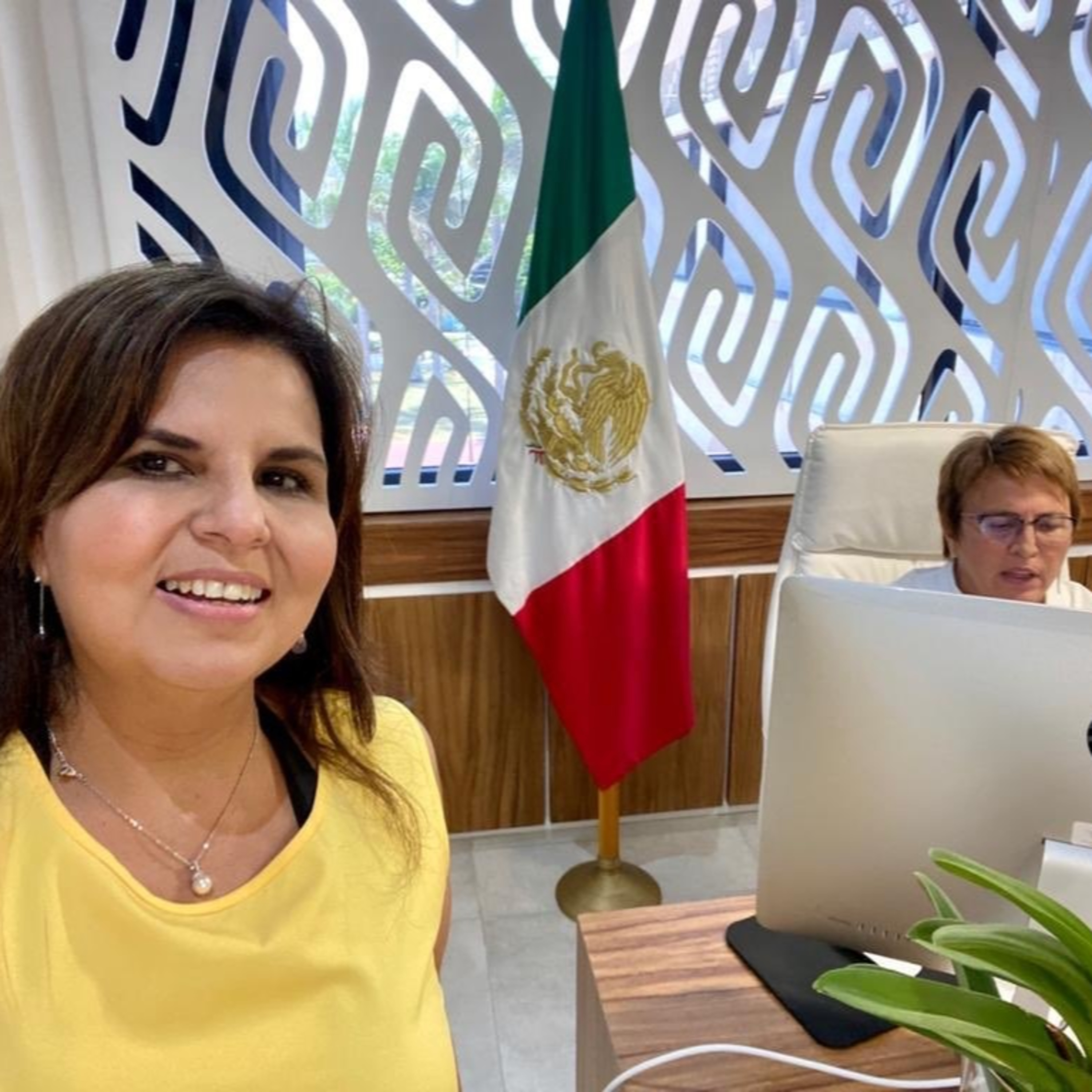 Alcaldesa de Los Cabos Armida Castro recibe apoyo de diferentes estados y municipios del país episode artwork