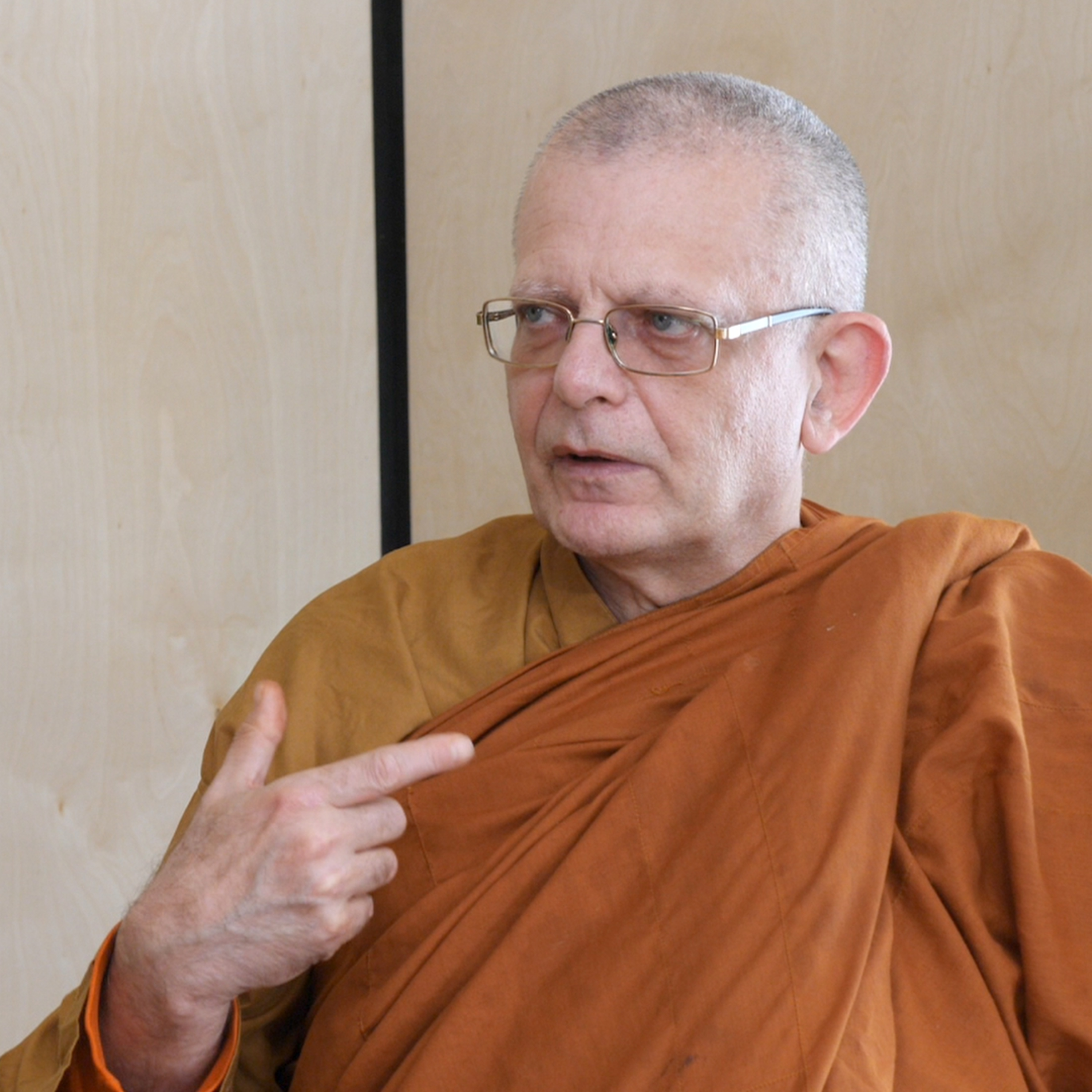 Ajahn Sona