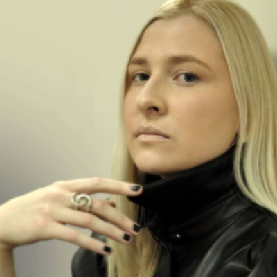 Call Me Shadow -Senka Hodžić u povodu objave pjesme i spota "Time"u Muzičkoj produkciji BHRT-a