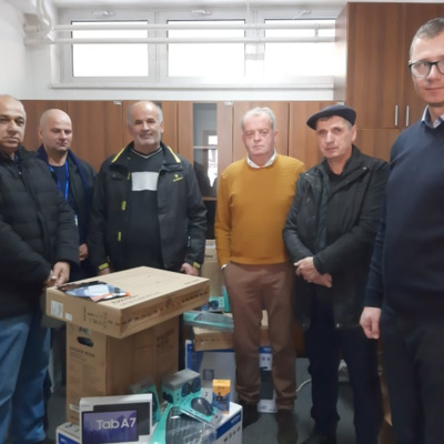 Pet mjesnih zajednica u Olovu dobilo informatičku opremu