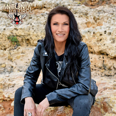 Antonia Aus Tirol Interview Teil 2 über ihr Leben und ihre Musik