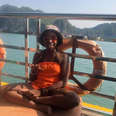 LOVE, SEX & TRAVEL #01.🎙️Zelia {2/2}