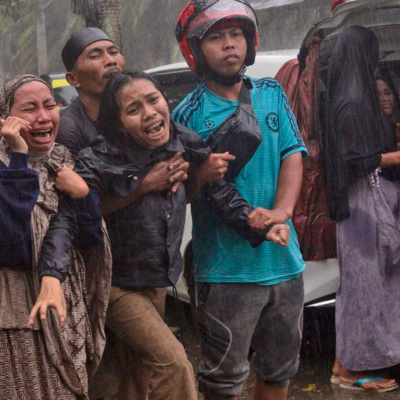 At least 34 dead as Indonesia quake topples homes, buildings