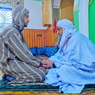 [02] He Took a Handful of His Light [Kaf al-Astar]