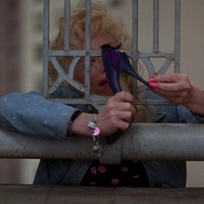 Ep 3.36 - Straight Talk (small town Shirlee ain't so shy in the Chi)