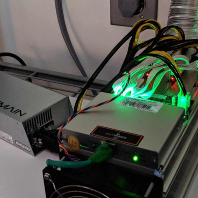 “Preparados para lo peor”: el relato de un minero de criptomonedas en Venezuela