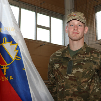 Postani vojak