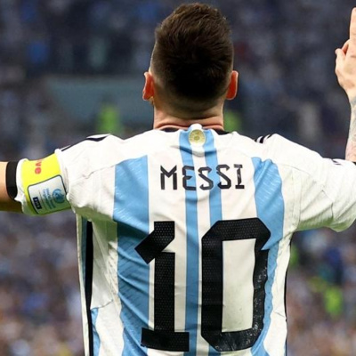 Agora é Copa - No duelo de dois gigantes, Messi se consagra como um dos maiores. episode artwork