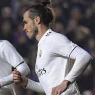  Victory over Levante overshadowed by Bale's brush off of team mates as he celebrates goal on his own, Benzema celebrates his 20th goal this season,Vinicius message to Messi "you don't scare us" episode artwork