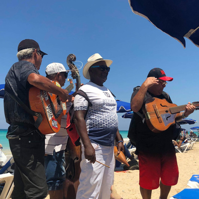 Bonus episode. A day at the beach