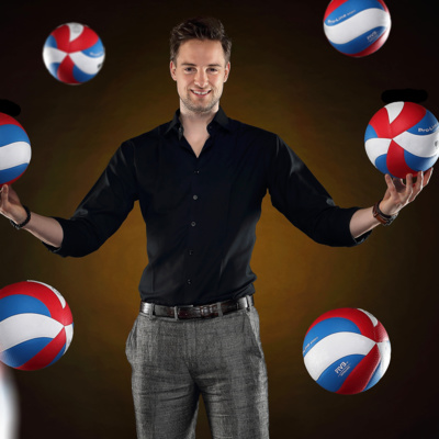 06- VolleyTalk w/ Lesley de Jonge