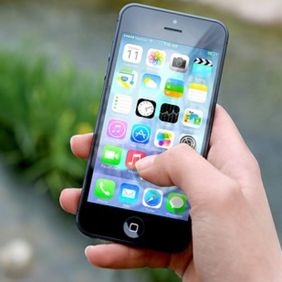 7 MANERAS DE FOMENTAR TU VIDA ESPIRITUAL USANDO EL CELULAR 7 MANERAS DE FOMENTAR TU VIDA ESPIRITUAL USANDO EL CELULAR